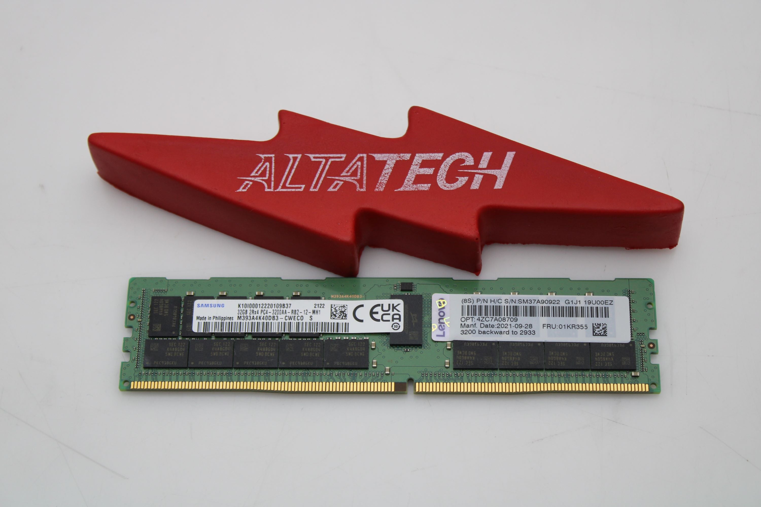 Lenovo 01KR355 32GB PC4-23400V DDR4-2933 2RX4 ECC RDIMM Serv