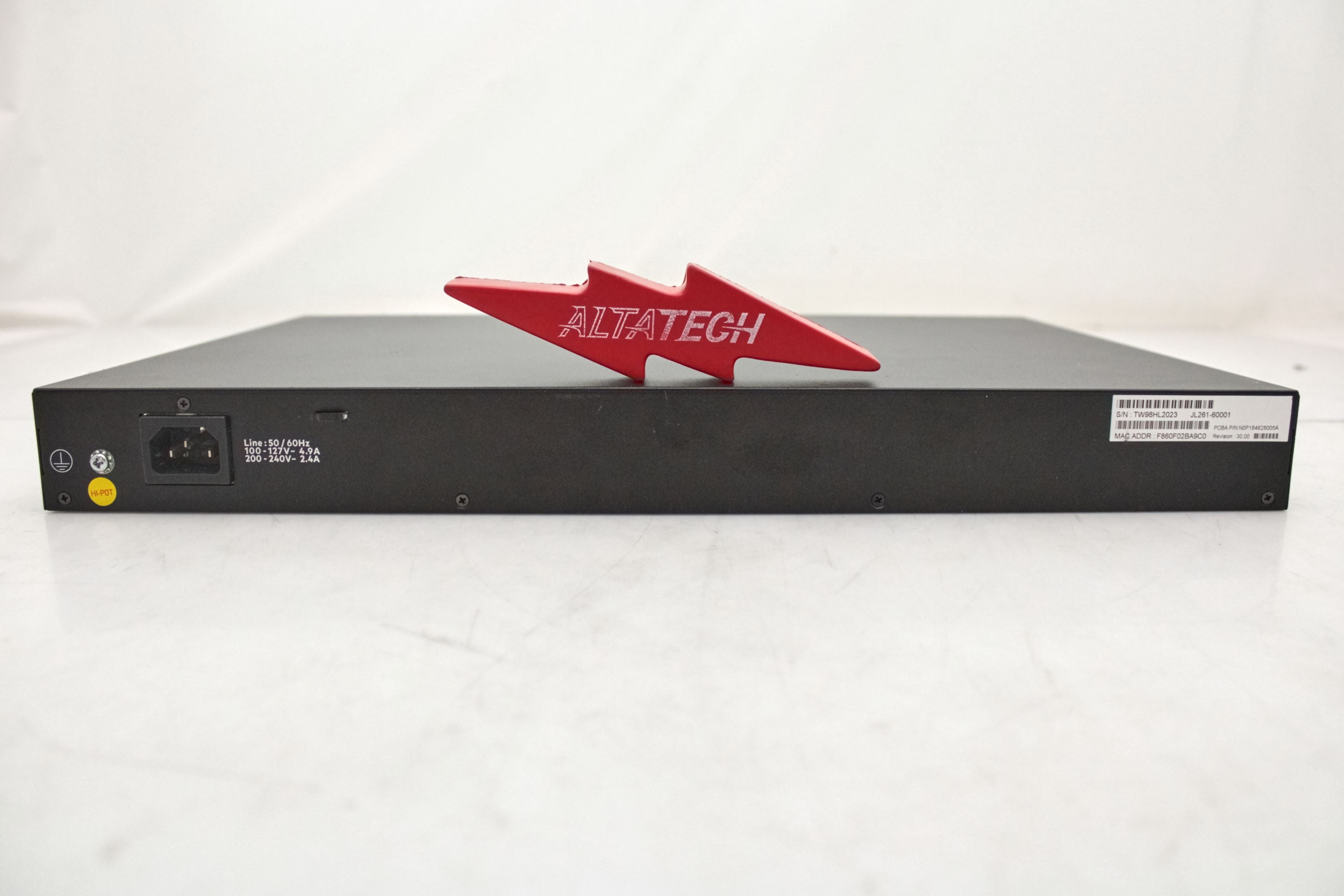 HPE Aruba Switch JL261A 2930F 24G PoE+ 4SFP+