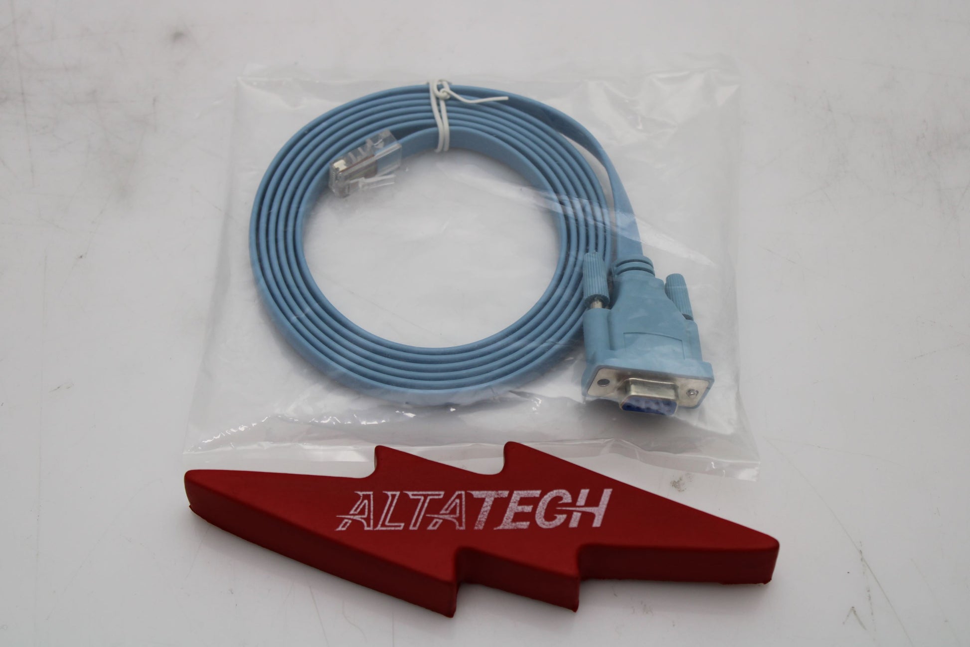 NEW Genuine Cisco 72-3663-01 RJ-45 to DB-25M Console Management Cable NEW Genuine Cisco 72-3663-01 RJ-45 to DB-25M Console Management Cable