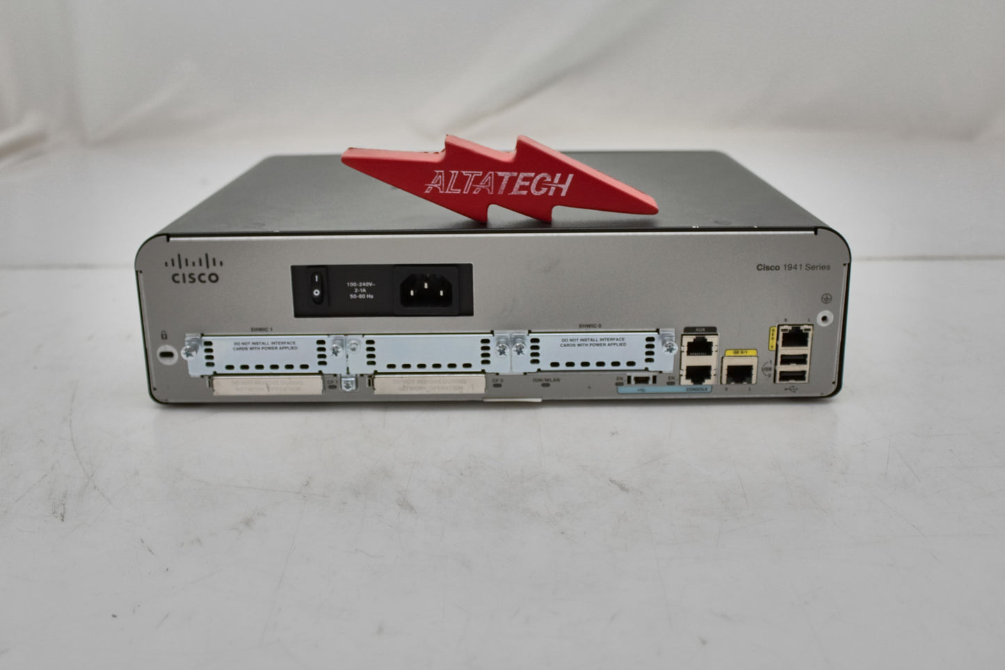 Cisco Cisco1941/K9 2 Port Integrated Service Router, Used