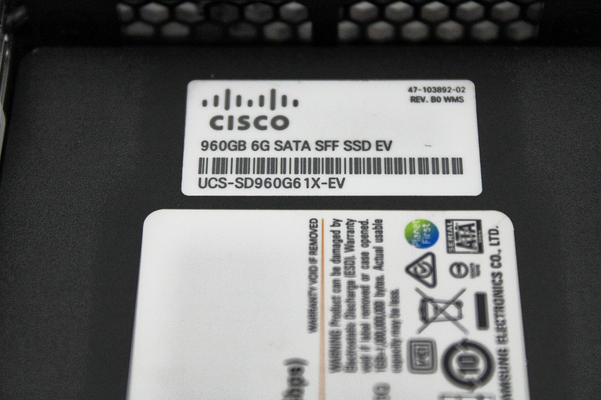 UCS-SD480GBIS6-EV CISCO SSD 480GB / SATA 6G / 2,5" SFF / DC S4500 UCS-SD480GBIS6-EV CISCO SSD 480GB / SATA 6G / 2,5" SFF / DC S4500