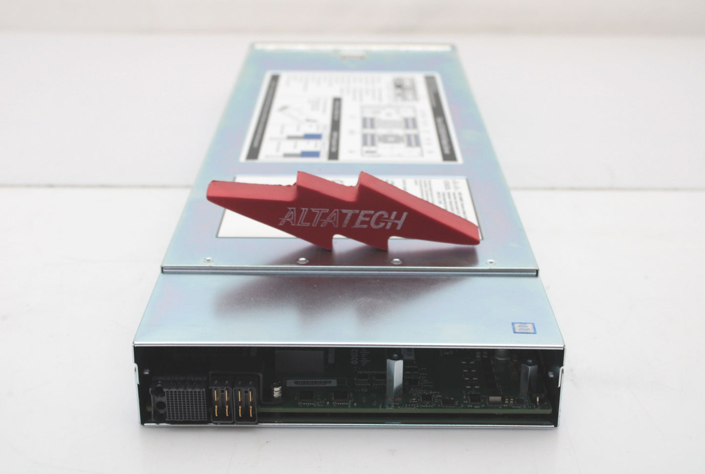 Cisco UCSB-B200-M4 UCS B200 M4 BLADE SERVER CHASSIS, Used