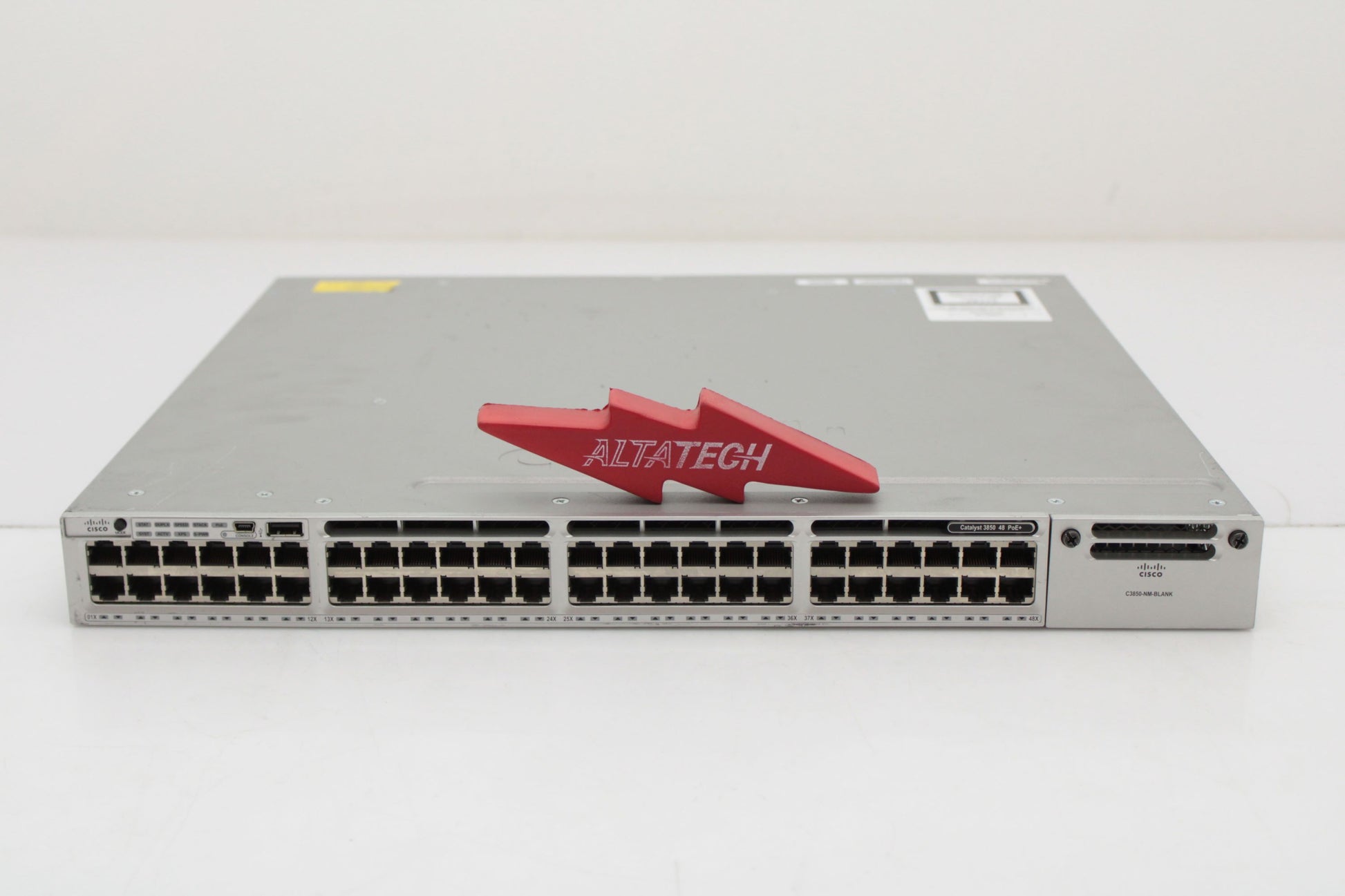 Cisco WS-C3850-48P-S Catalyst 3850 48-Port PoE Switch, Used