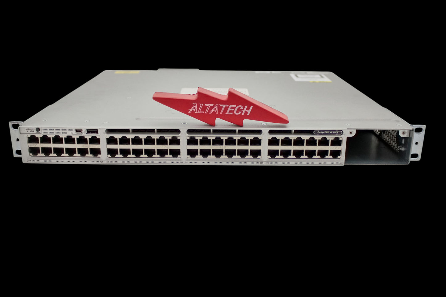 Cisco WS-C3850-48UW-S CATALYST 3850 48PT UPOE w/5 AP LIC IP BASE, Used