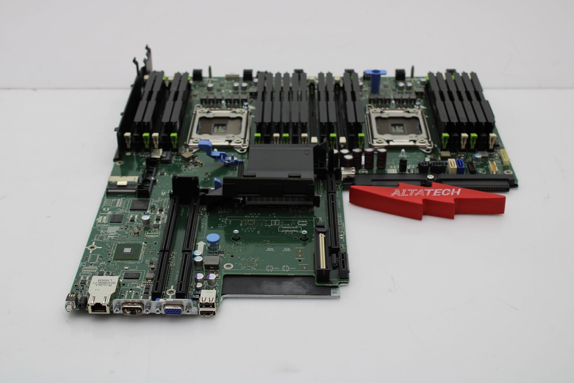 Dell 0X3D66 SYSTEM BOARD V6 TRPM WSTN R720, Used