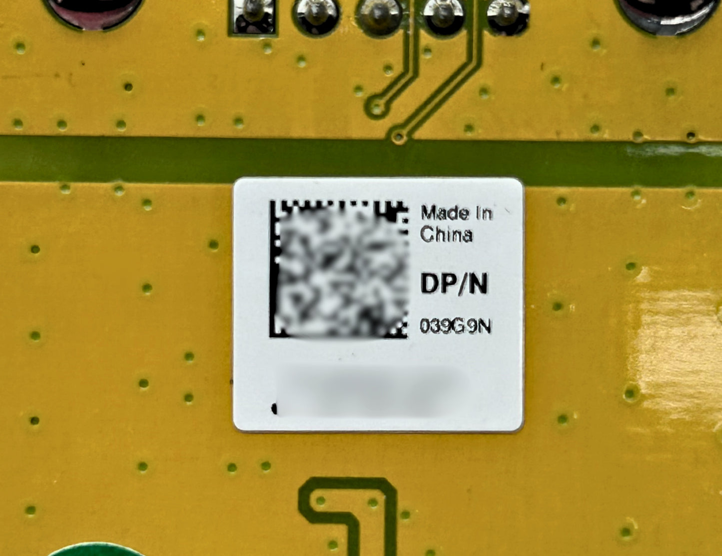 Dell 39G9N SERIAL INTERFACE CARD PCI-E HH LP, Used