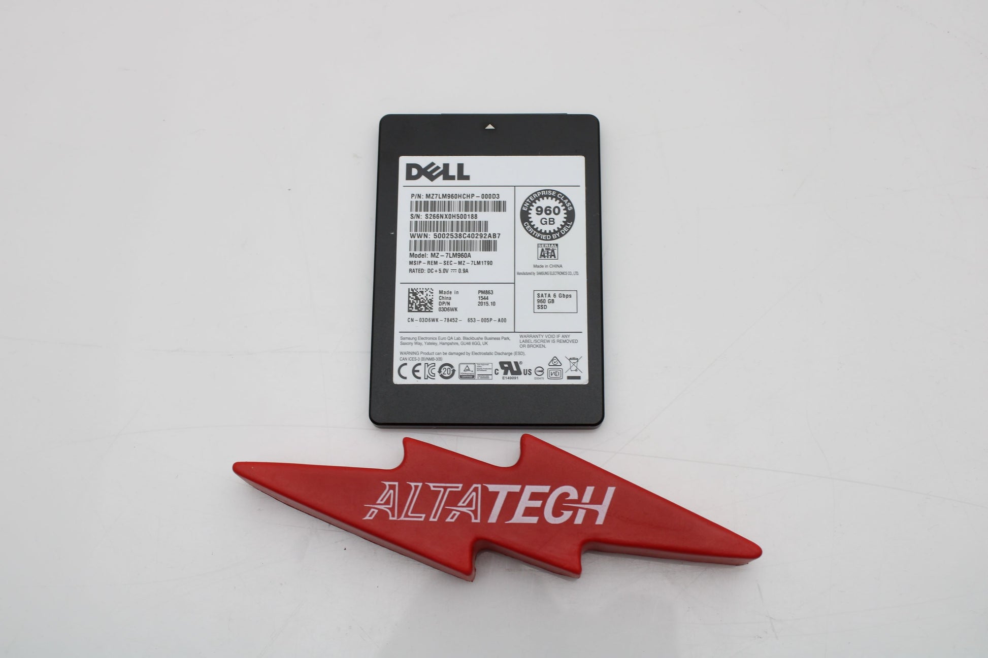 Dell 400-AXSW 960GB SSD SATA 2.5 6G RI, Used