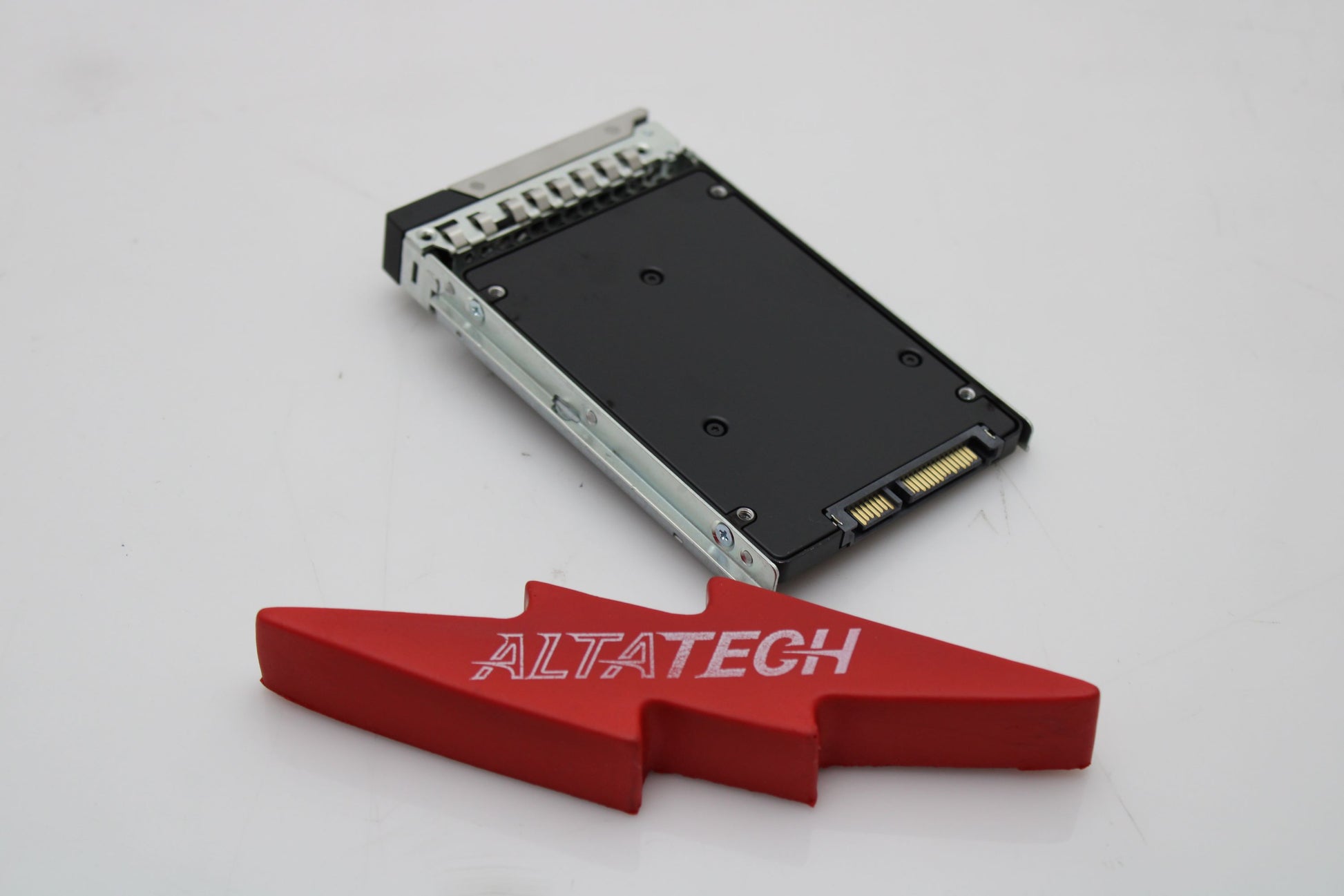 Dell 400-AZTN 1.92TB SSD SATA 2.5 6G MU, Used