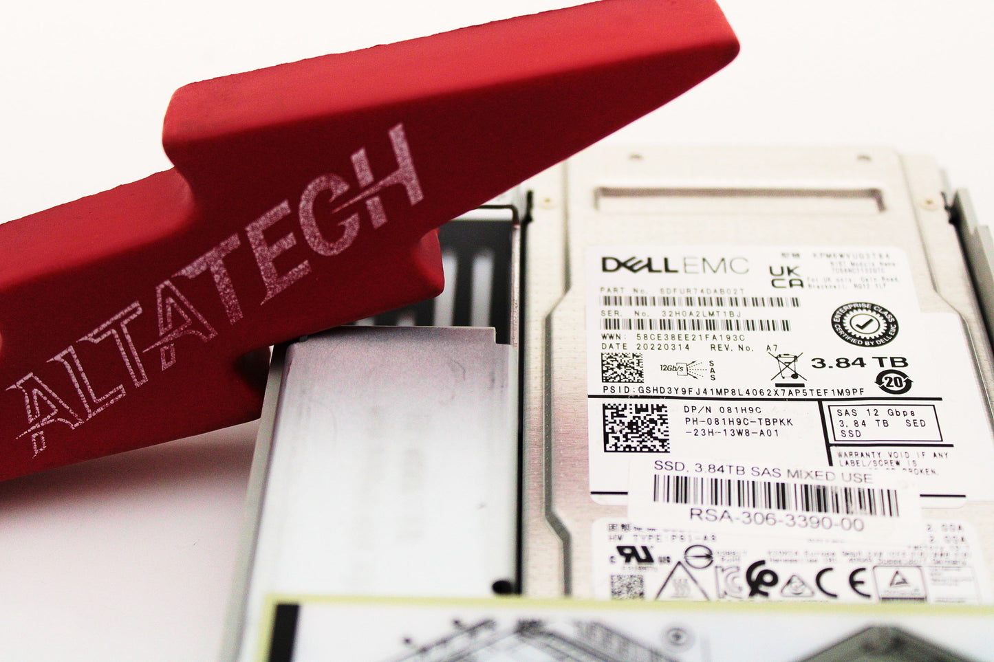 Dell 81H9C 3.84TB SSD SAS 2.5 12G MU SED FIPS 140-2 KPM6WVUG3T84, Used