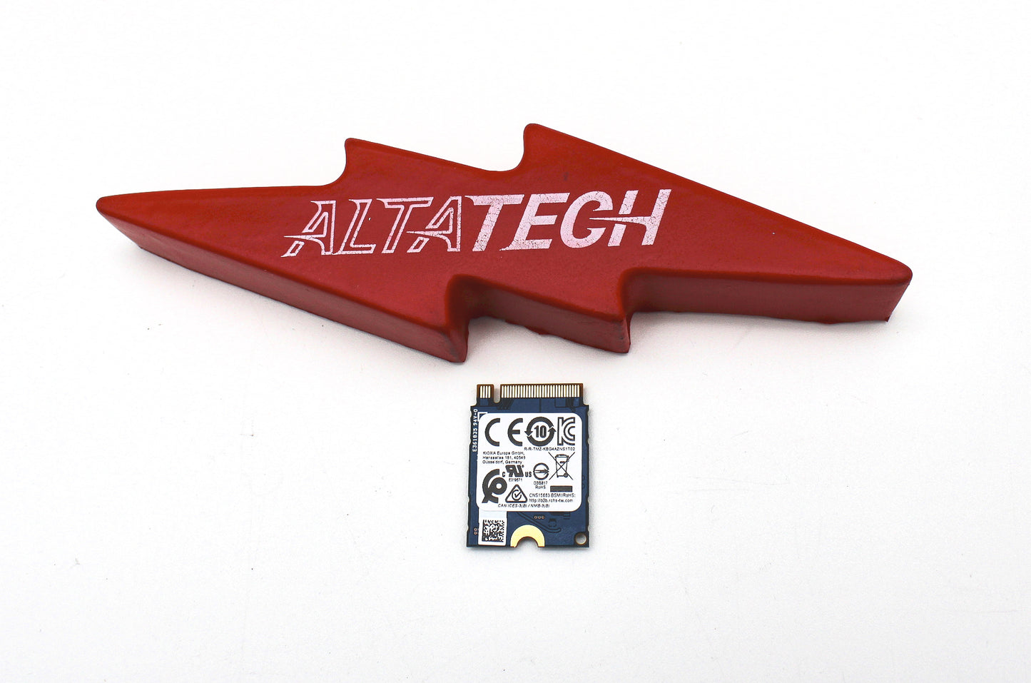 Dell 8C3CP 512GB SSD M.2 NVMe 30 Kioxia KGB40ZNS512G, Used