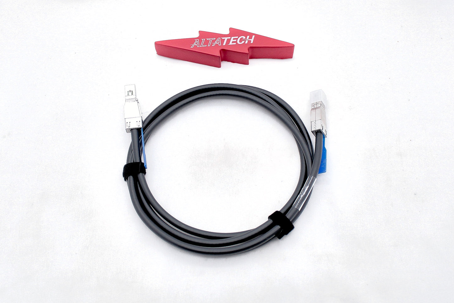 Dell GYK61 2M MINI-SAS12G TO MNI-SAS12G 8644 External Cable, Used