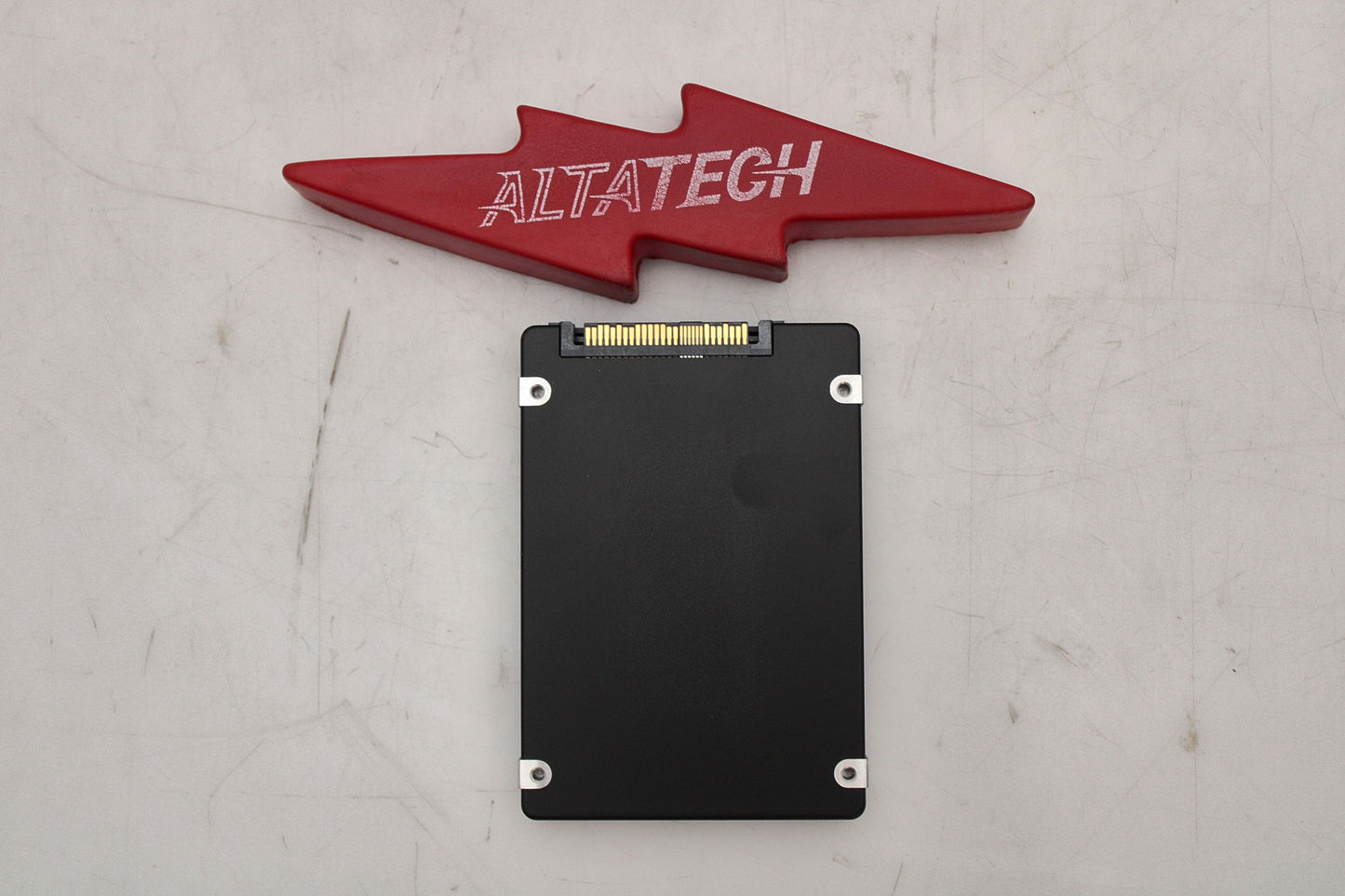 Dell JD6CH 1.6TB SSD 2.5 NVME MZWLL1T6HEHP-000D3 / MZ-WLL1T6A PM1725a, Used