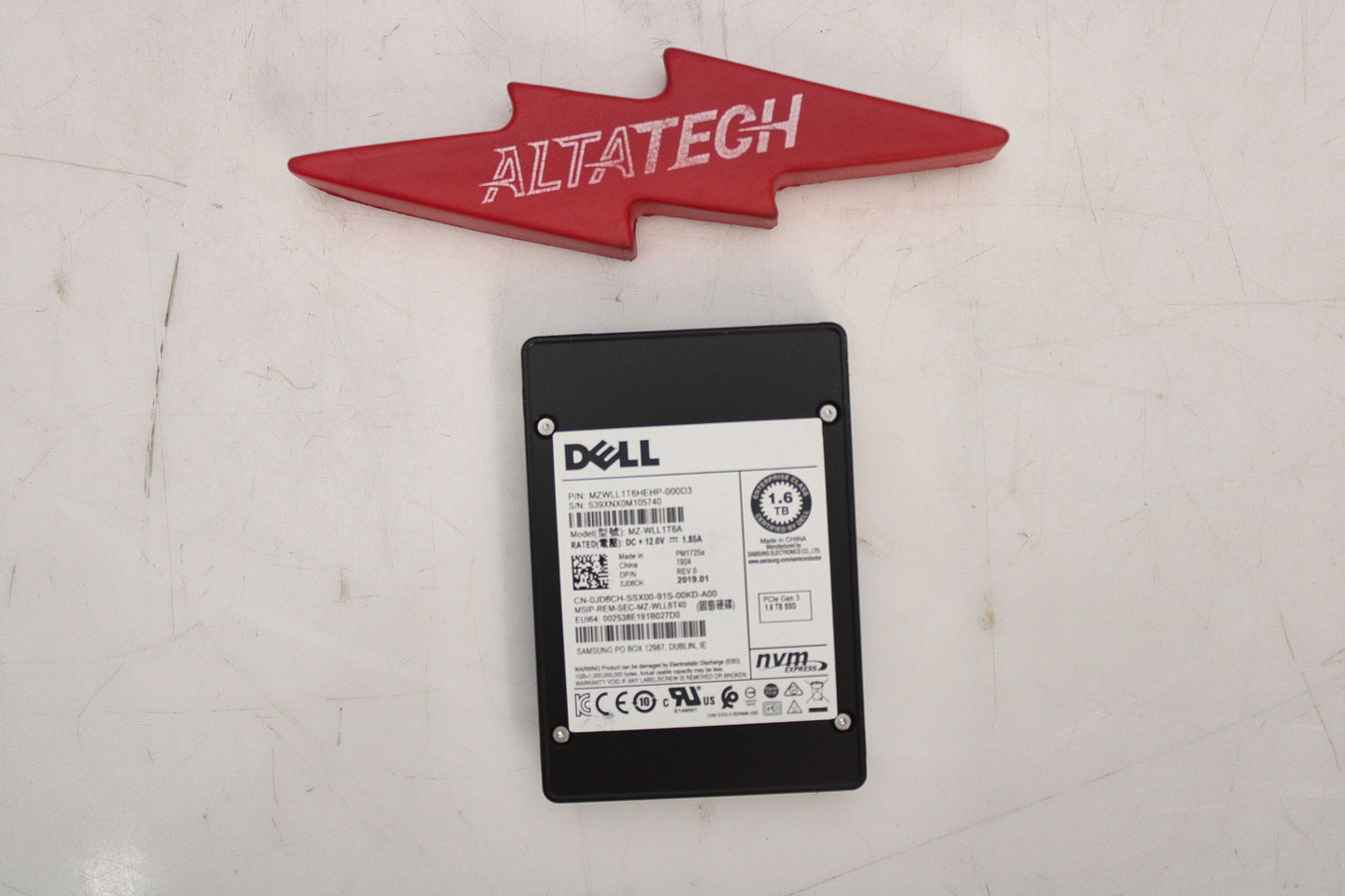 Dell JD6CH 1.6TB SSD 2.5 NVME MZWLL1T6HEHP-000D3 / MZ-WLL1T6A PM1725a, Used