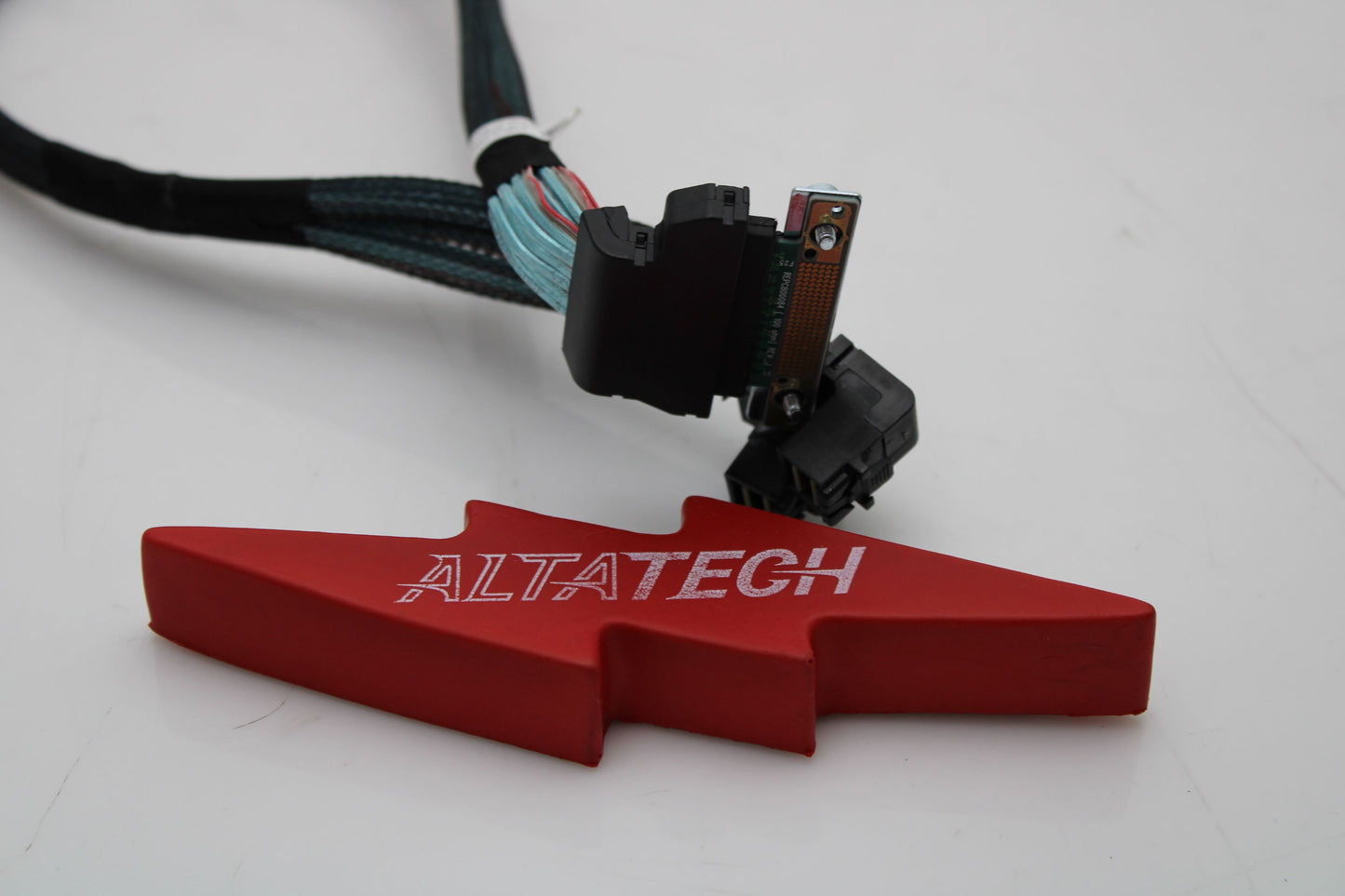 Dell KW1VG Cable BP SAS A/B TO PERC 8BAY R740, Used