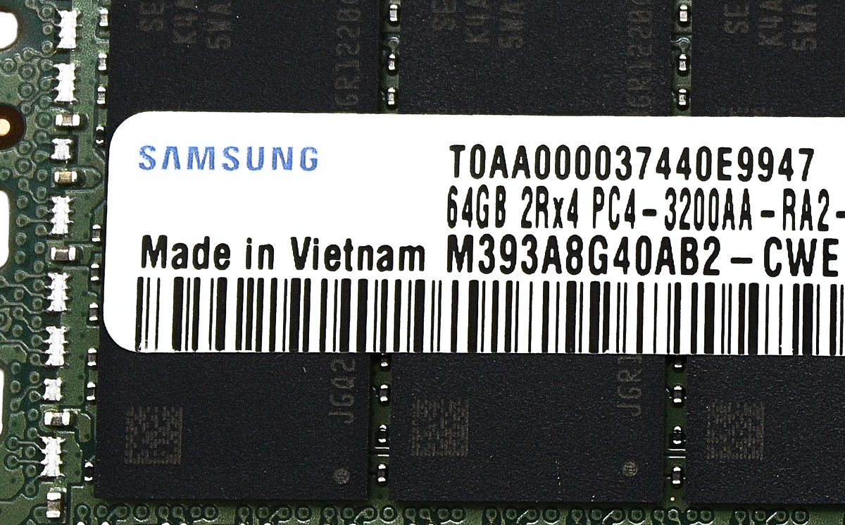 Dell M393A8G40AB2-CWE 64GB PC4-25600R DDR4-3200AA 2RX4 ECC, Used
