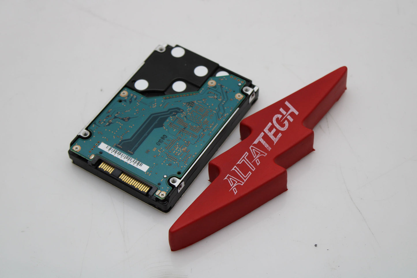 Dell MBF2300RC-DELL Dell MBF2300RC 300GB 10K SAS 2.5 6G HDD Toshiba CA07173-B20300DE Hard Disk Drive, Used