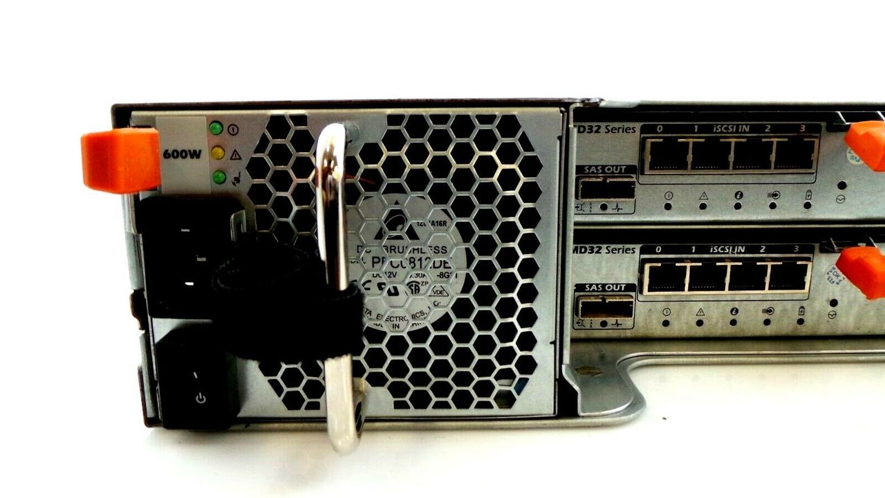 Dell MD3220i PowerVault 12x2.5" SAS HDD Storage System, Used