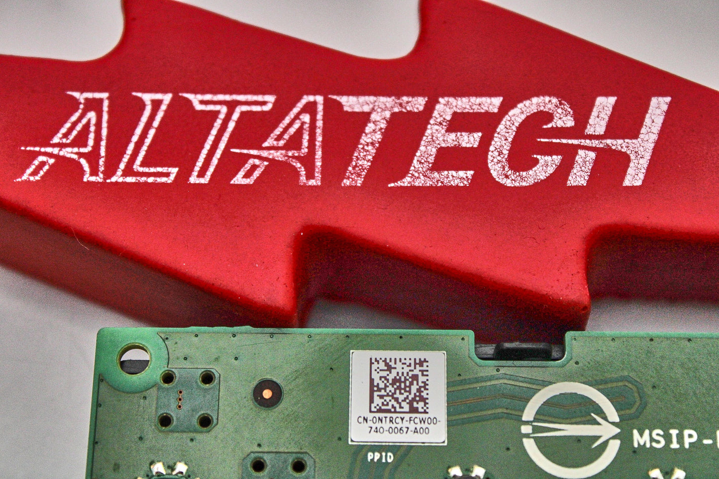 Dell NTRCY BOSS CONTROLLER 2xM.2 NVME PCIE FH for Precision T7820/T7920, Used