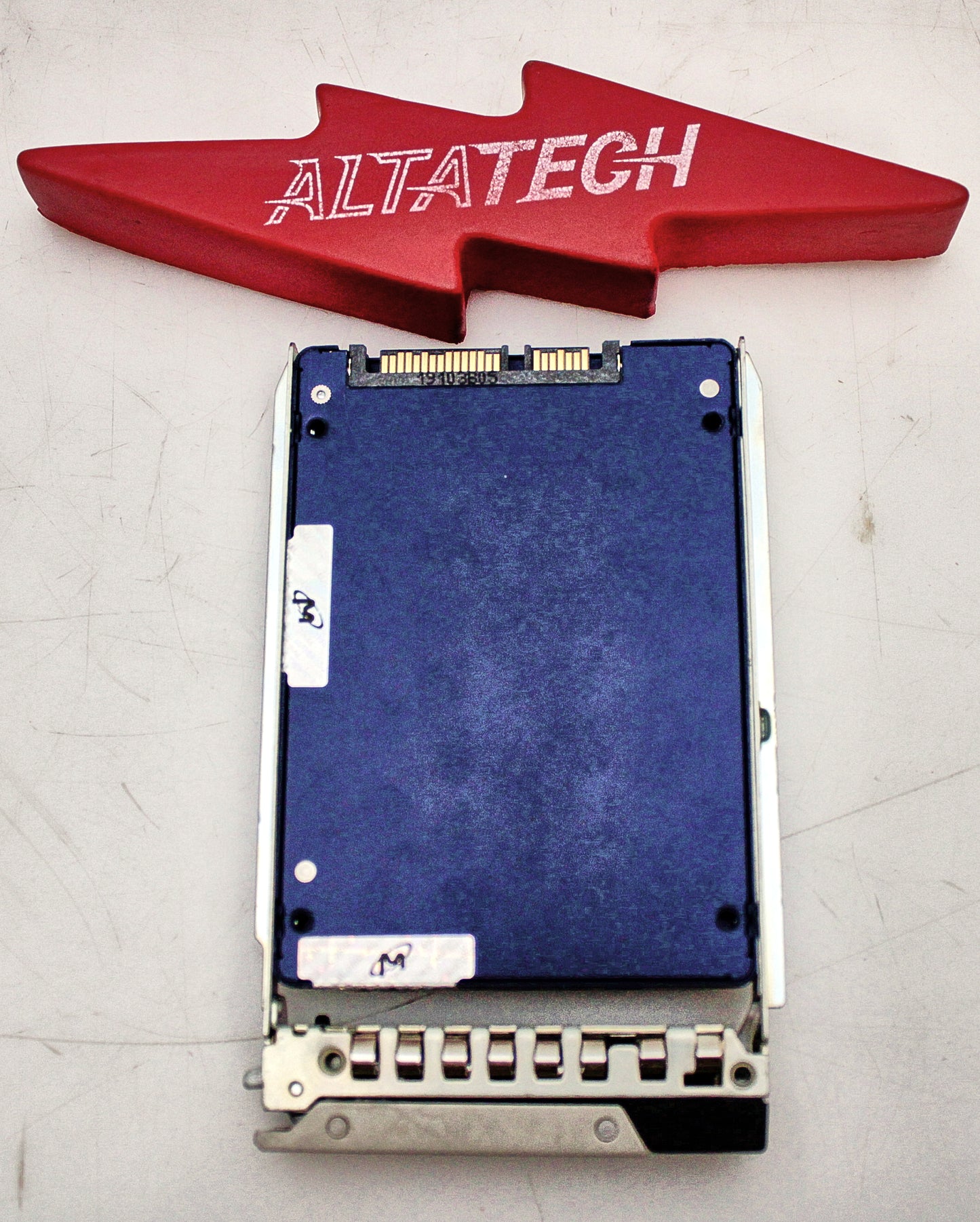 Dell P0WVC 3.84TB SSD SATA 2.5 6G MTFDDAK3T8TDD / MTFDDAK3T8TDD-1AT1ZAB, Used