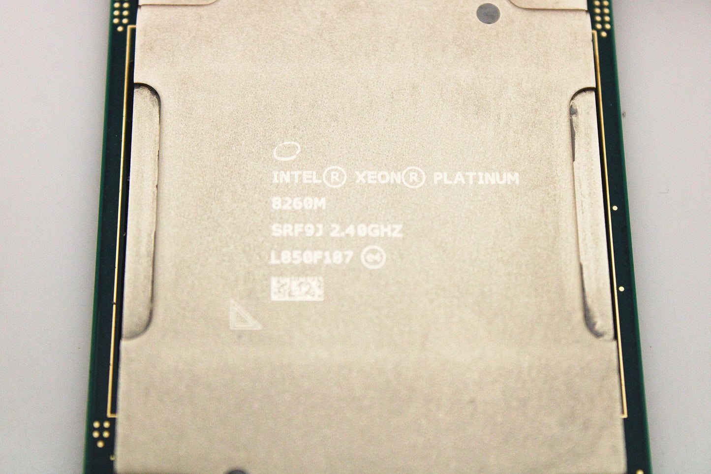 Dell SRF9J 2.4HGZ/35.75MB/165W/24C, PT 8260M, Used