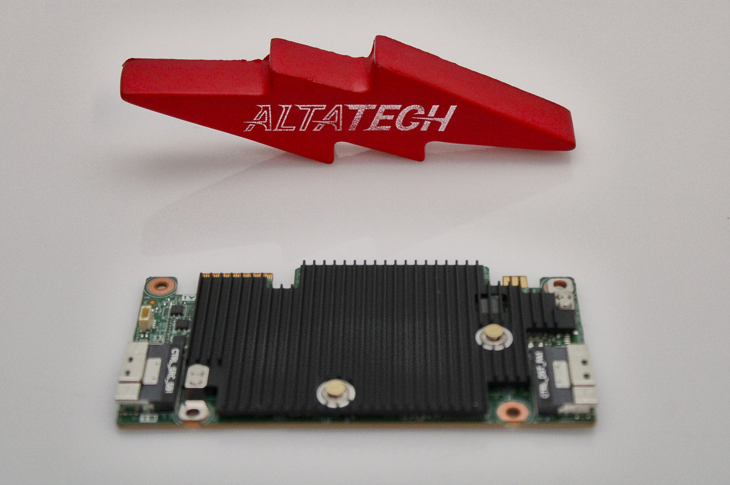 Dell T761Y PERC HBA355i Front Controller (NON-RAID), Used