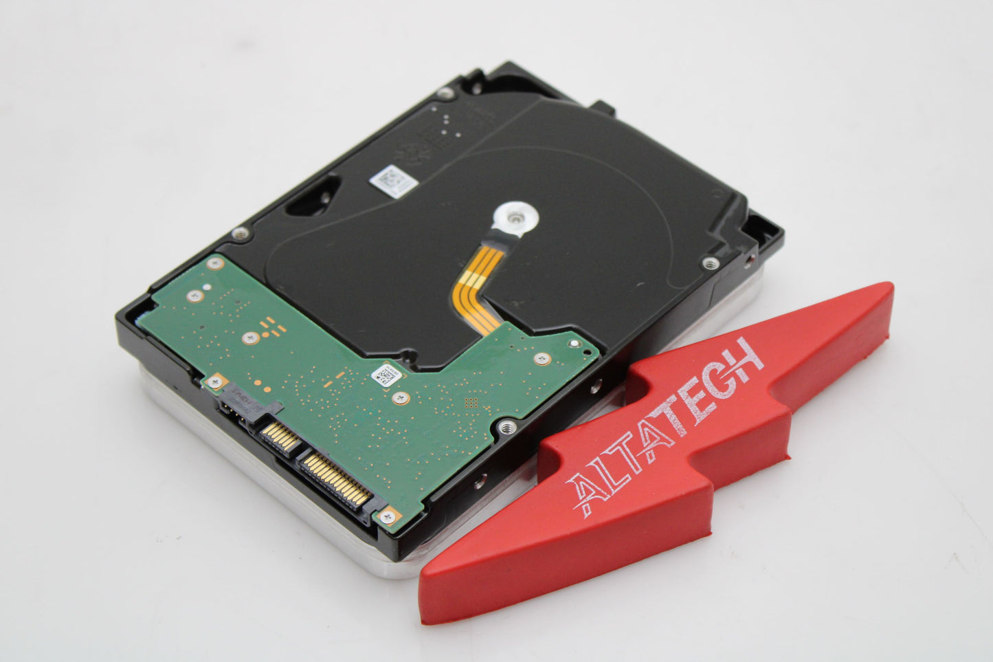 Dell W3GNK 14TB 7.2K SATA 3.5 6G ST14000NM013, Used