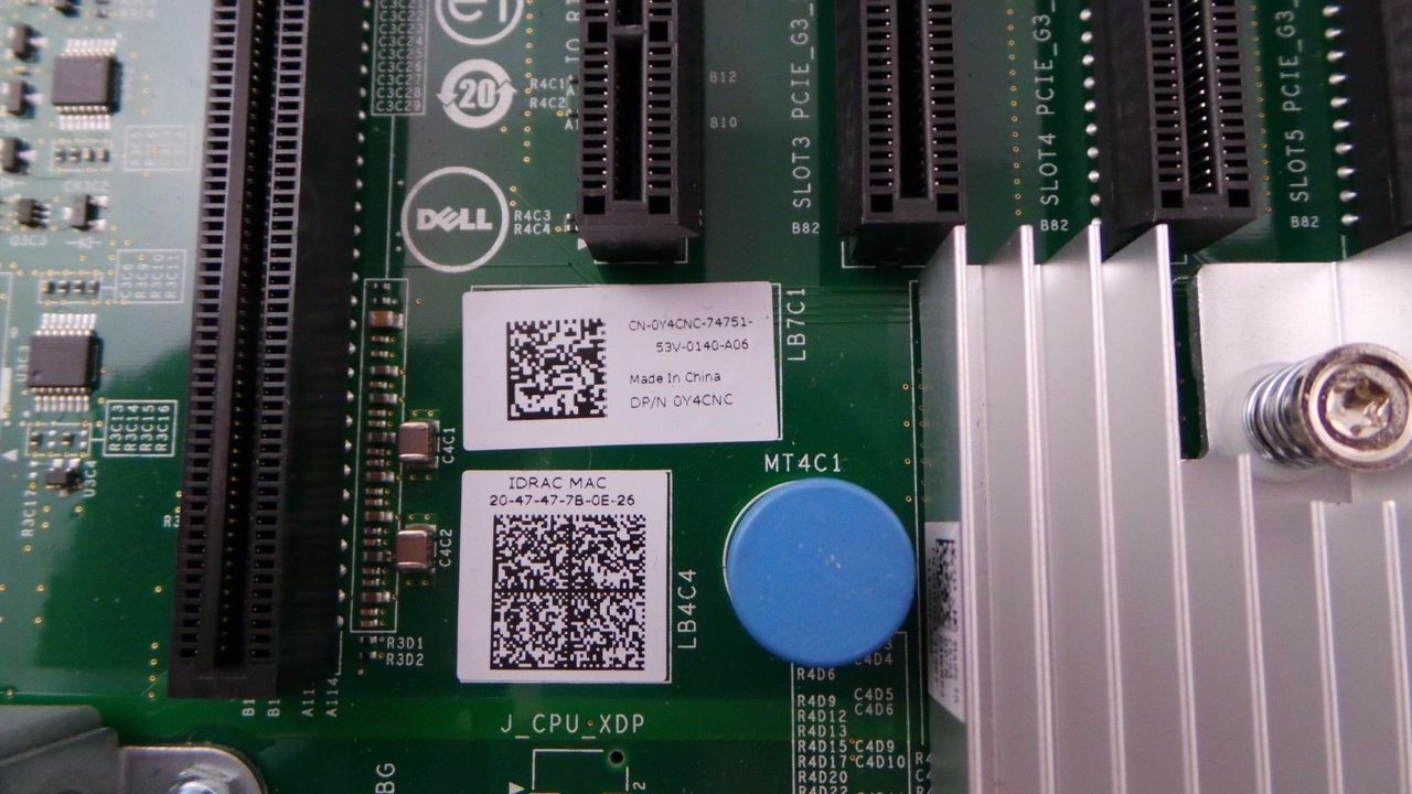 Dell 0Y4CNC PowerEdge R920 Quad-Socket System Board, Used