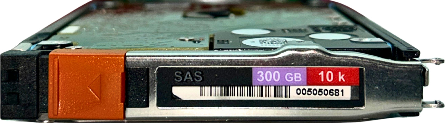 EMC 005050681 300GB 10K SAS 2.5 VMAX, Used