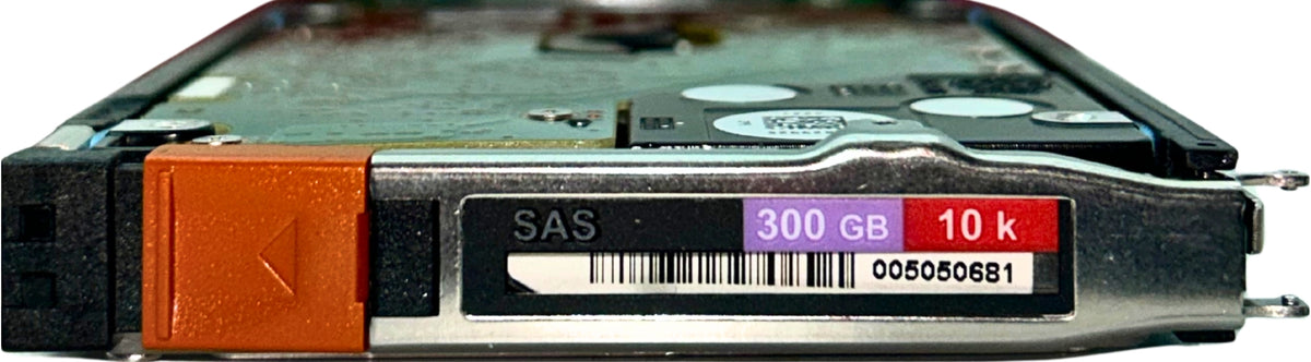 EMC 005050681 300GB 10K SAS 2.5 VMAX, Used