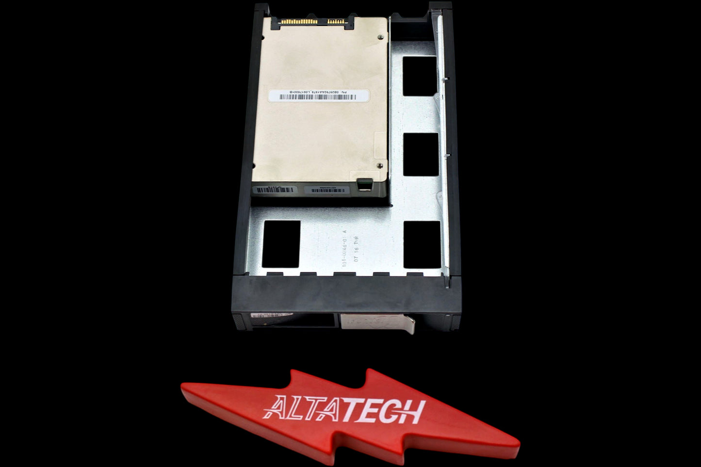 EMC 0B33600-ISILON 800GB SSD SAS 3.5 Hybrid 12G, Used