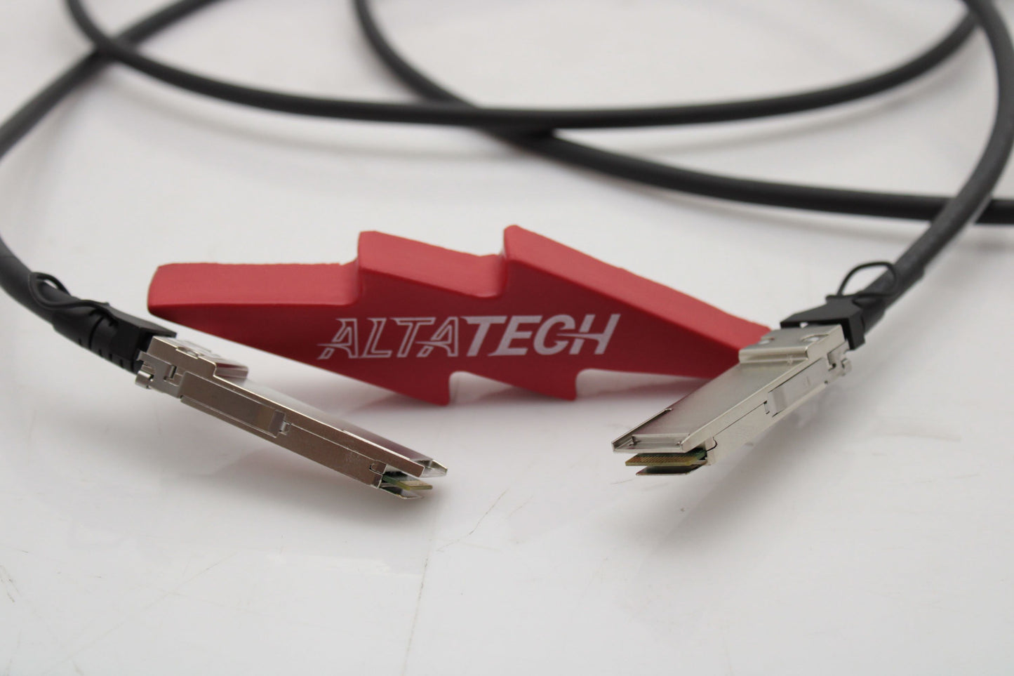 Fujitsu CA72307-3001 3M DX SAS QSFP TO QSFP Copper Cable, Used