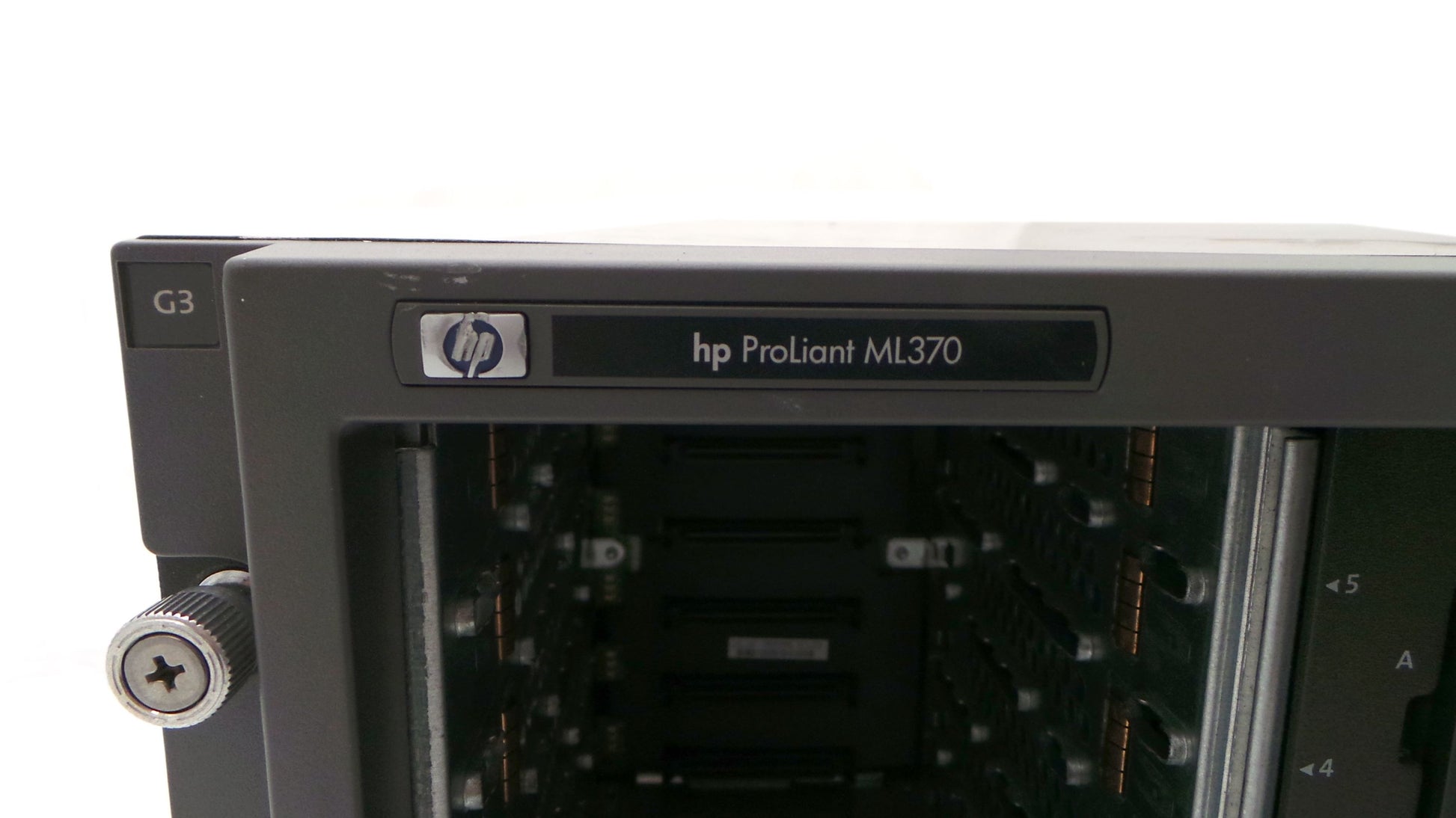 HP 305460-001 ProLiant ML370 G3 CTO Server, Used