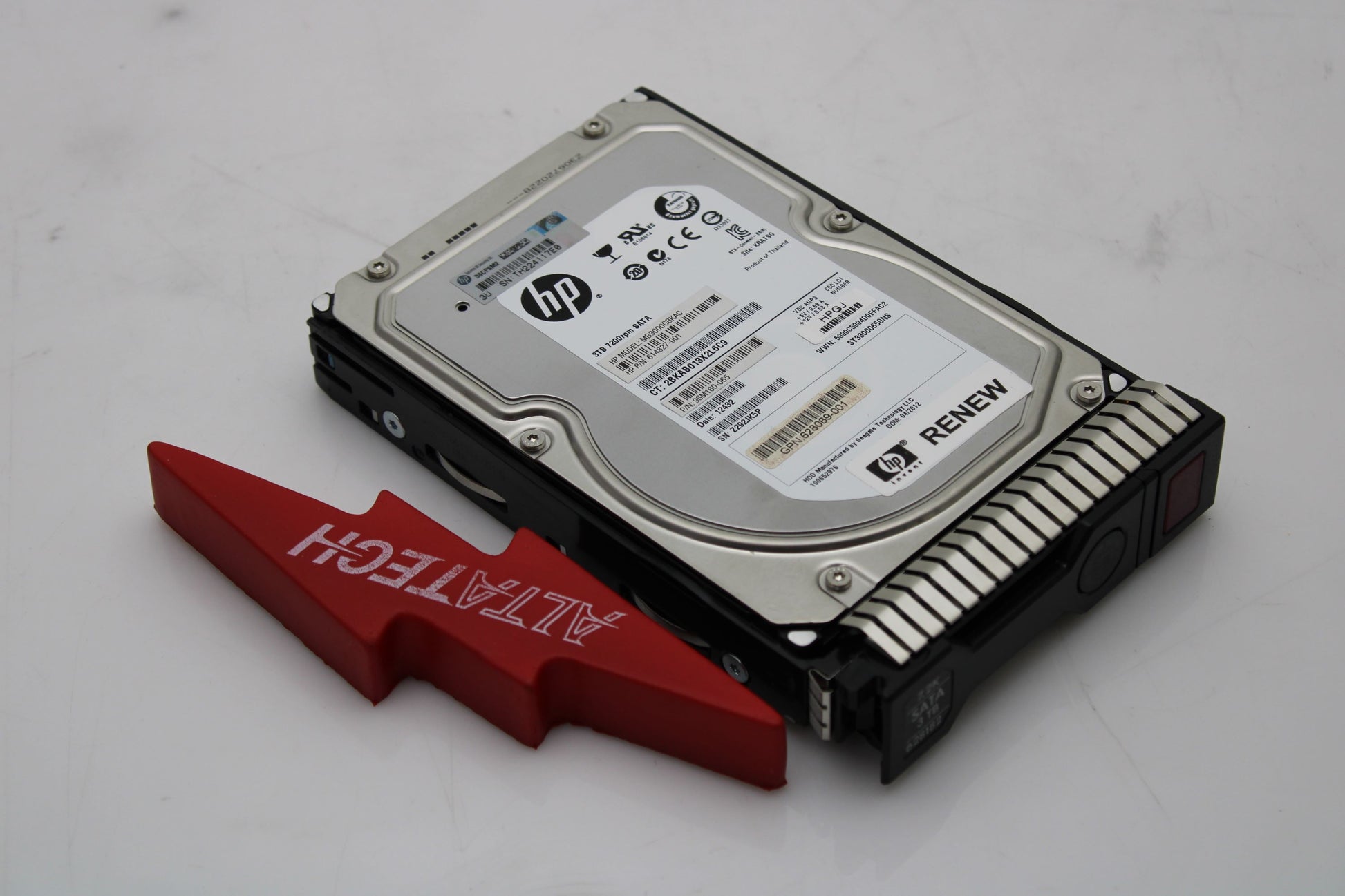 2TB 7.2K RPM SATA 3.5`` Non Hot Plug Drive for sale 2TB 7.2K RPM SATA 3.5`` Non Hot Plug Drive for sale