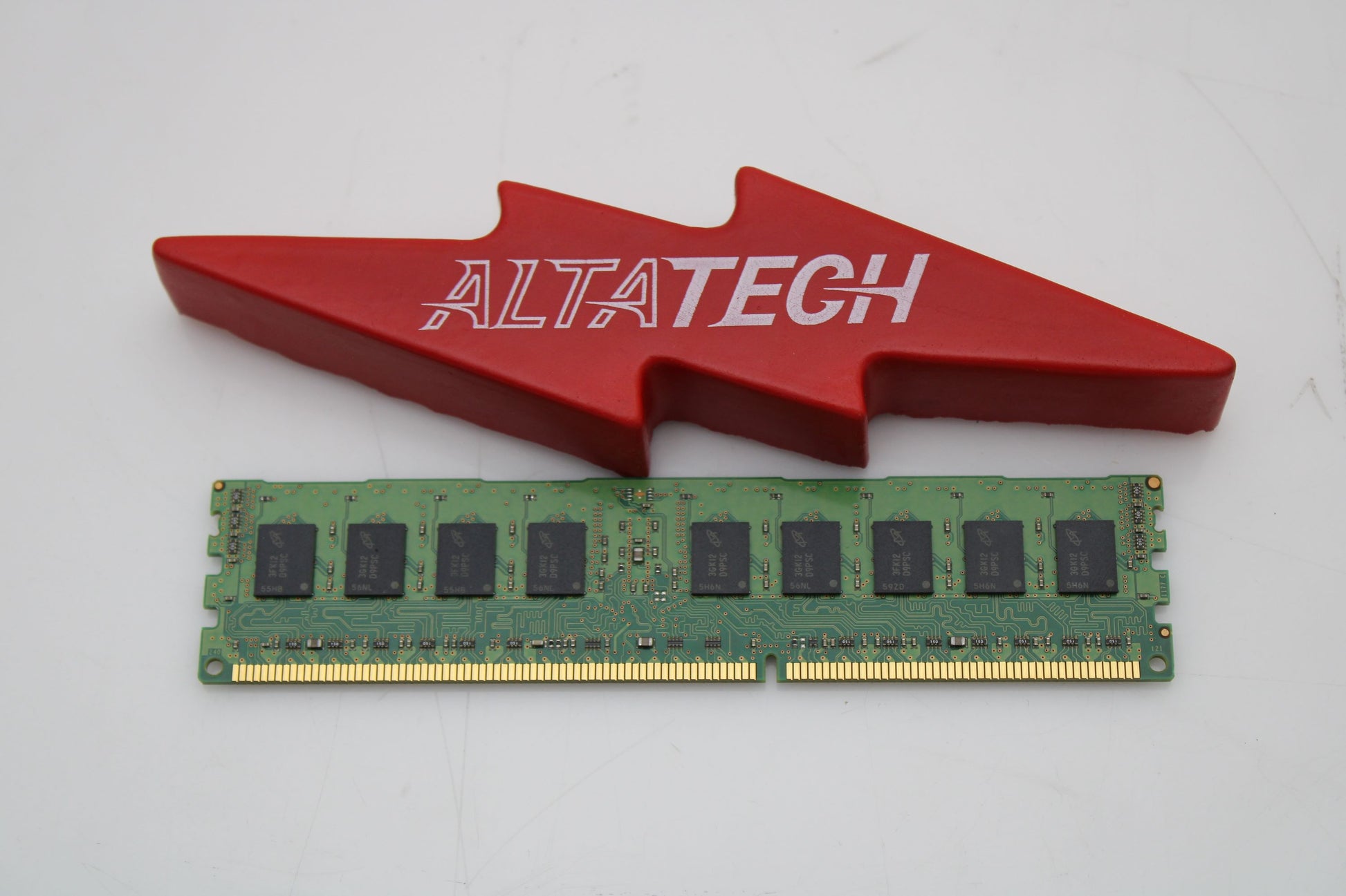 HP 647648-171 4GB 1RX4 PC3-12800R MEMORY DIMM, Used