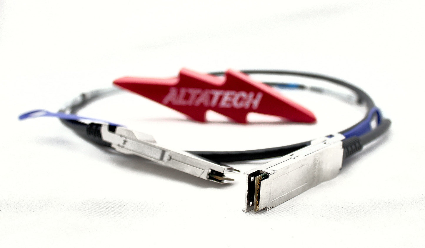 HP 674850-001 1.5M INFINIBAND QSFP COPPER CABLE, Used