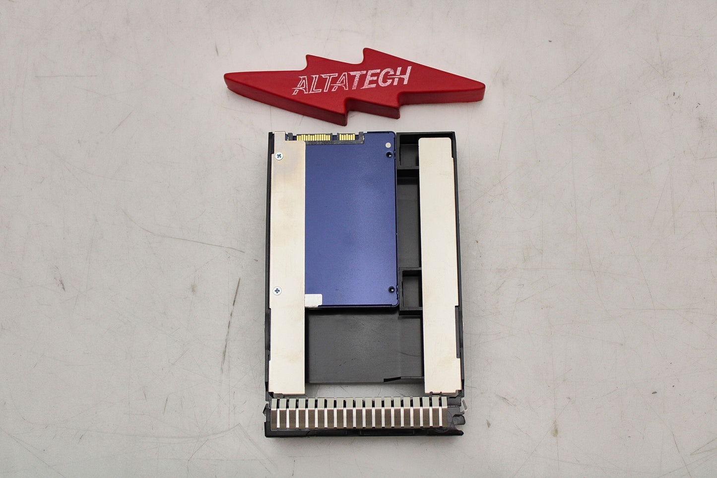 HP 875868-001 1.92TB SATA 6G Mixed Use LFF (3.5in) SCC DS SSD, Used