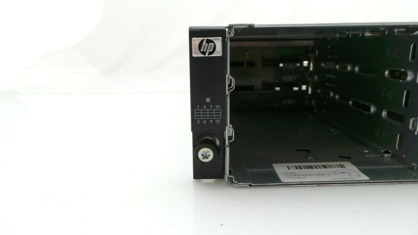 HP AJ940-63002 StorageWorks D2600 Disk Enclosure, Used