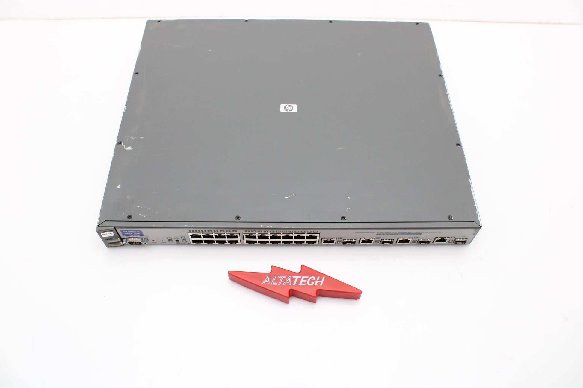 HP J4903A ProCurve 2824 24-Port Switch, Used