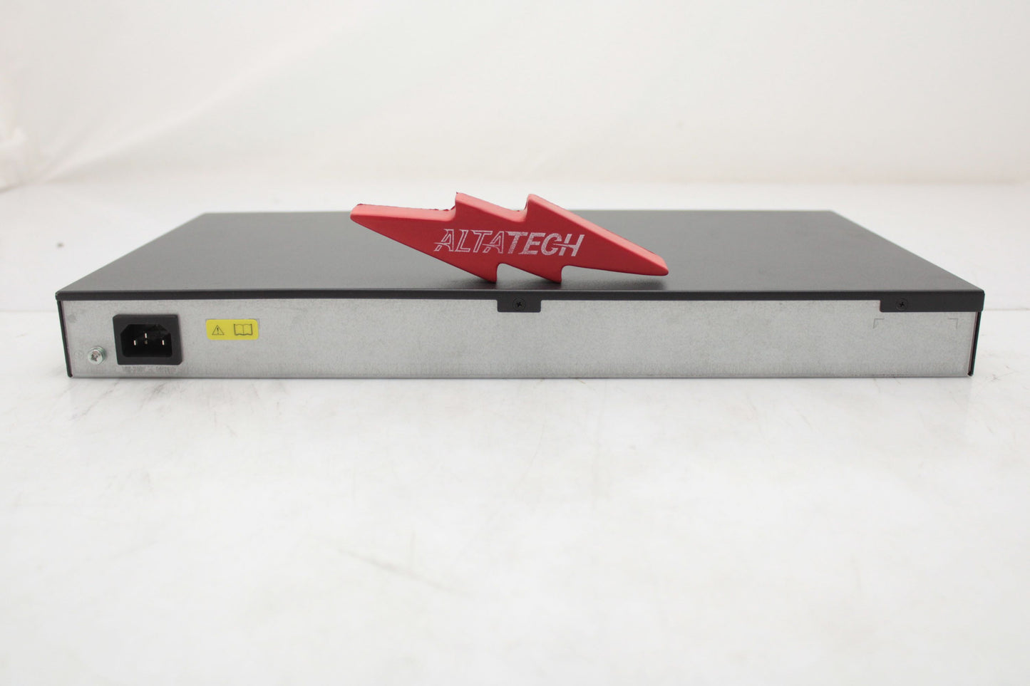 HP JH018A OfficeConnect 1420 24G 2SFP+ Switch, Used