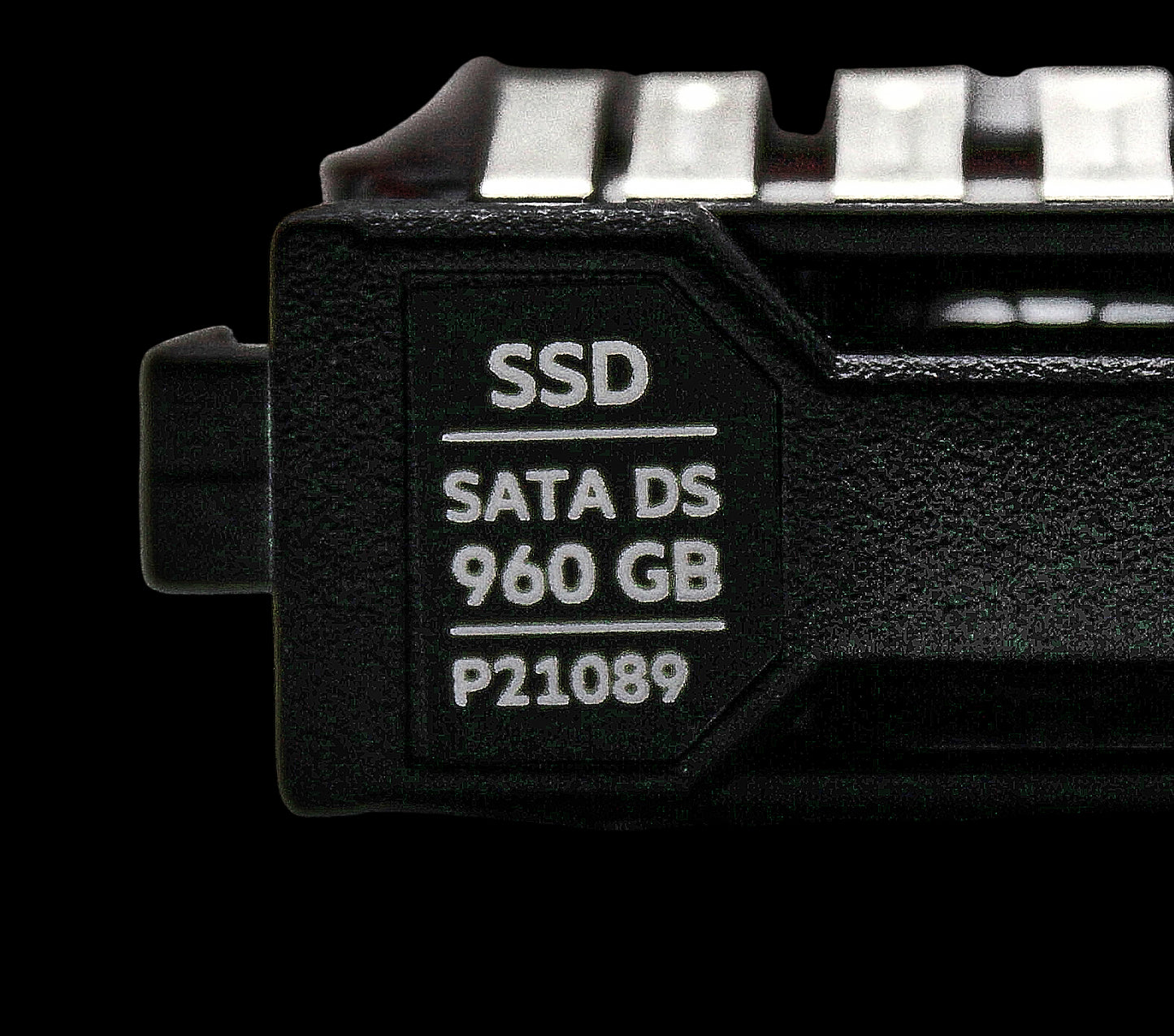 HP P21089-001 960GB SATA 6G Mixed Use SFF (2.5in) 5300M SSD, Used