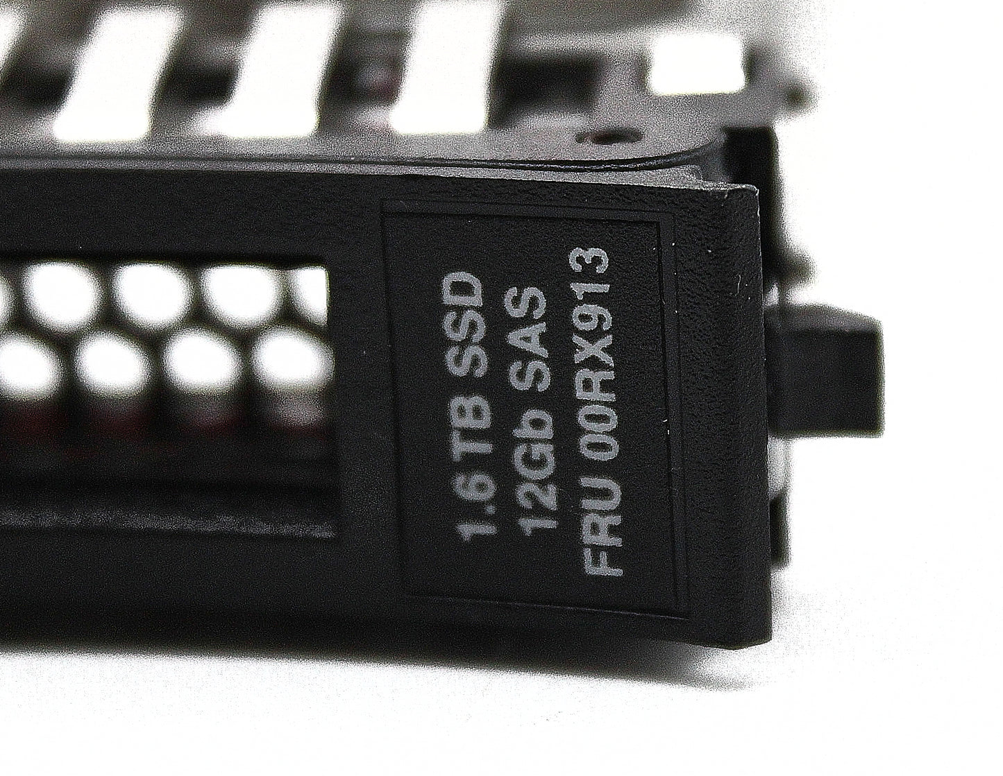 IBM 00RX913 1.6TB 12GB EMLC 2.5" Flash Drive, Used