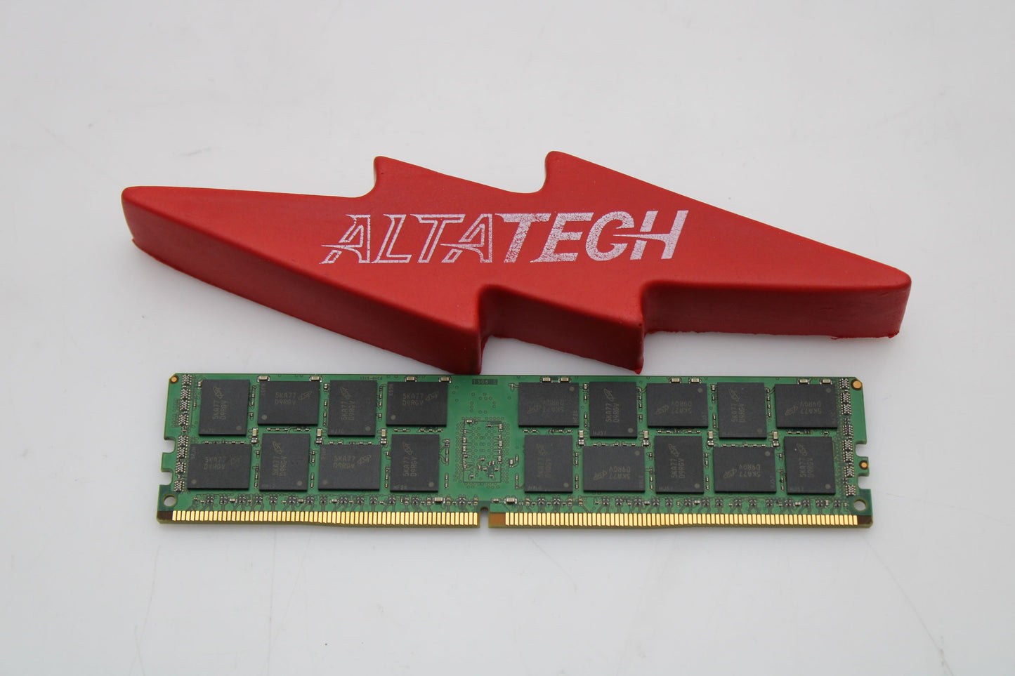 IBM 46W0796 16GB PC4-17000P DDR4-2133 2RX4 ECC, Used