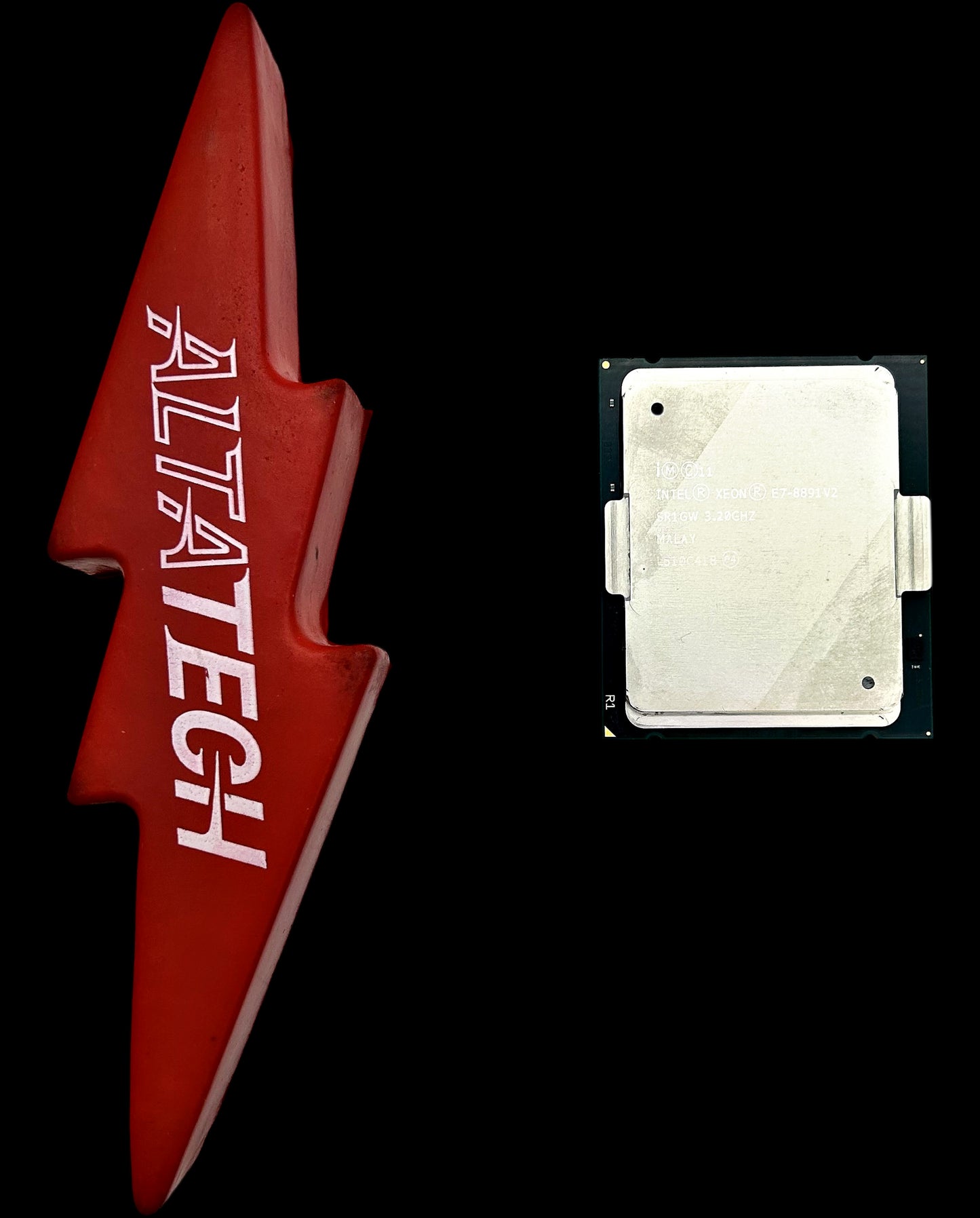 Intel E7-8891V2 3.2GHZ/37MB/155W/10C, E7-8891V2, Used