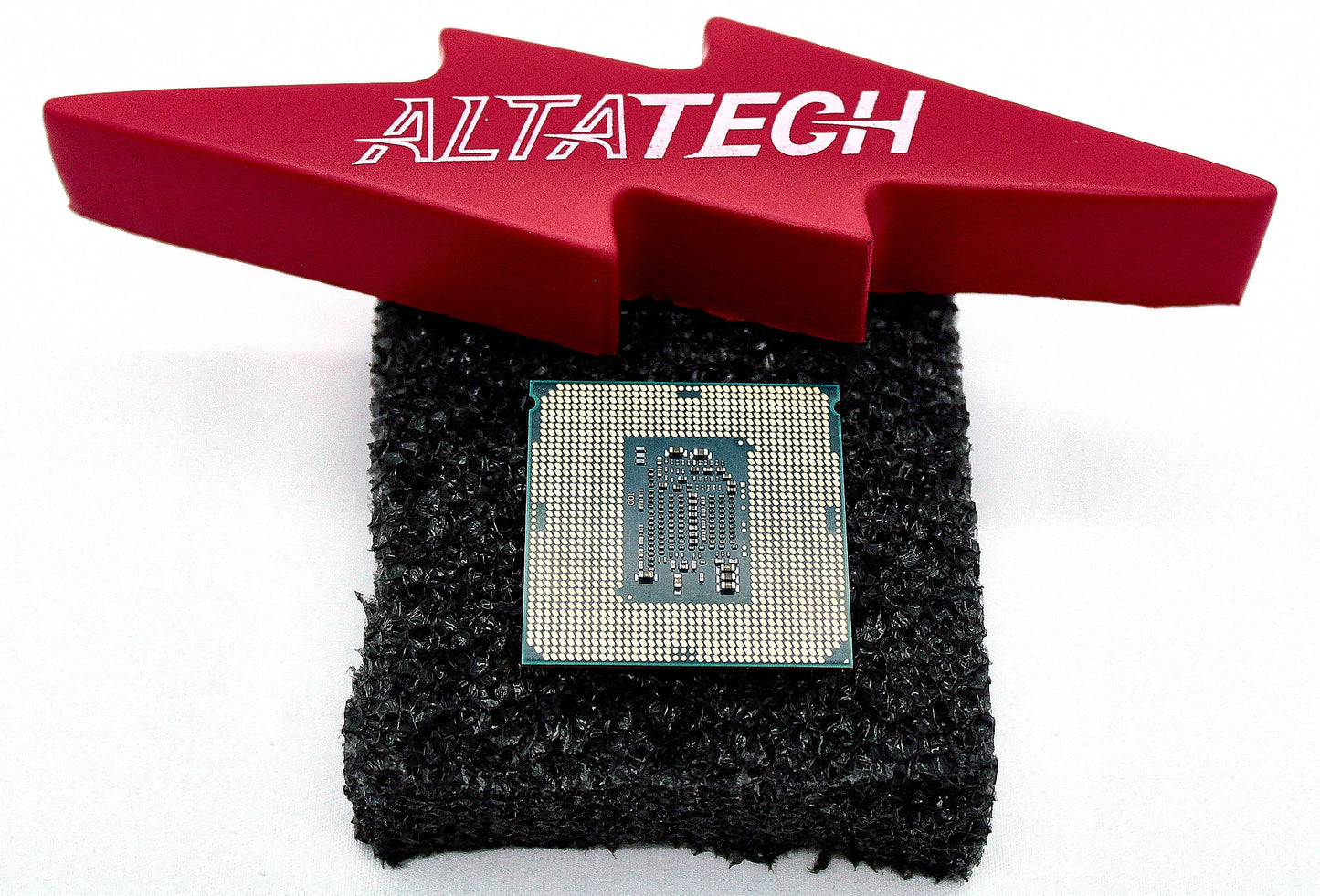 Intel SR2LG Intel SR2LG Xeon E3-1220V5 4-Core 3.0GHz 8MB 80W 4C Processor w/ Thermal Grease, Used