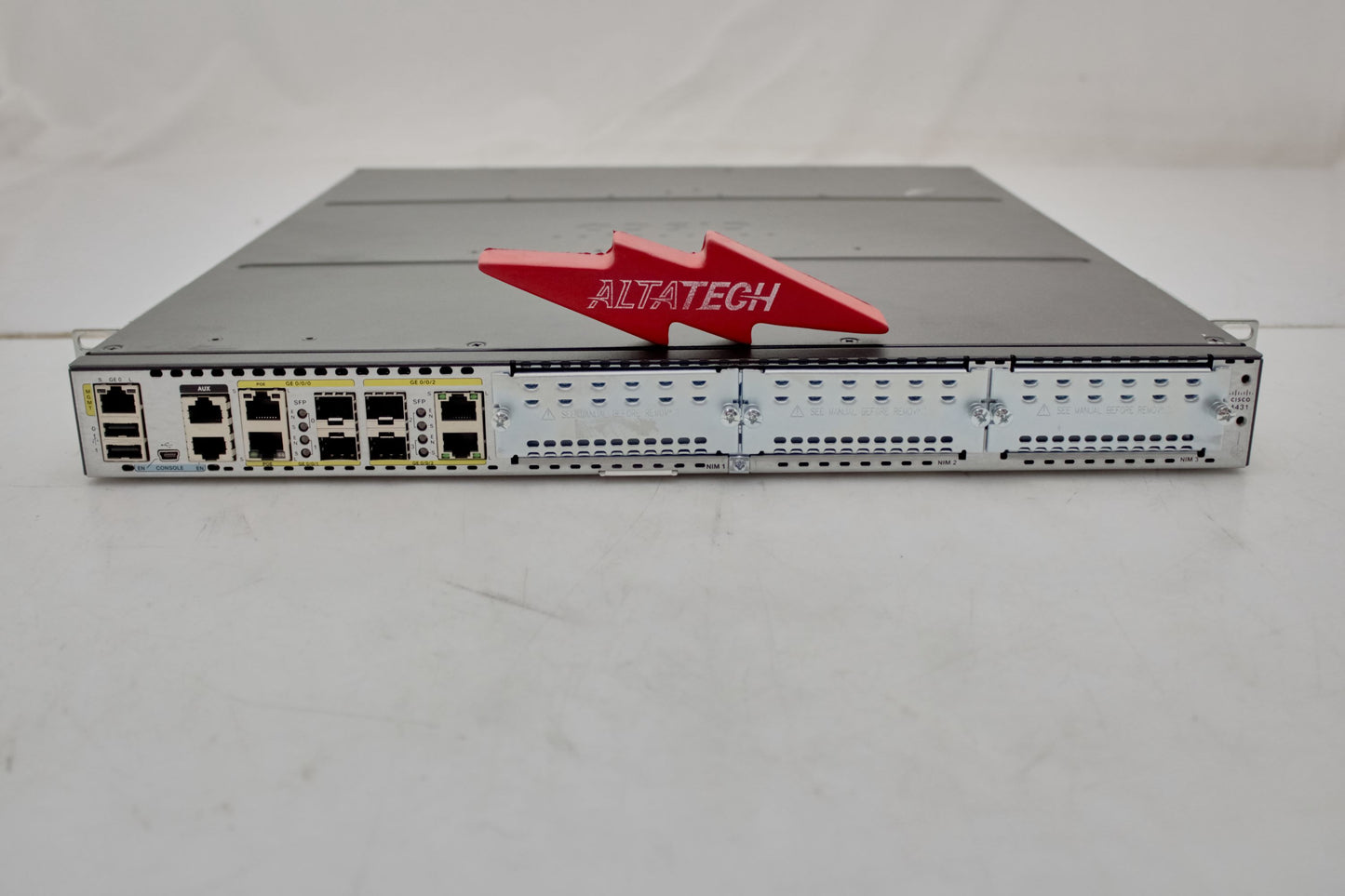 Cisco ISR4431-SEC/K9 4431 Integrated Services Router, Used