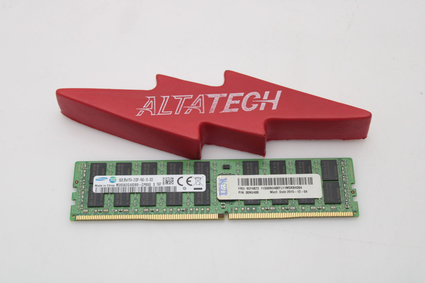 Lenovo 00NU400 16GB PC4-17000P DDR4-2133 2RX4 ECC, Used