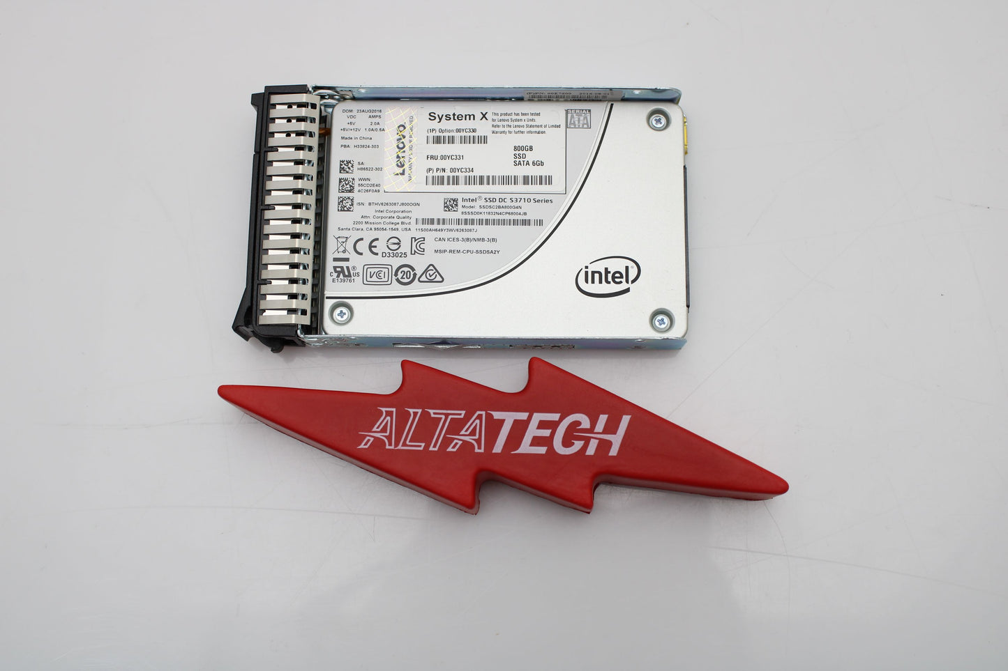 Lenovo 00YC331 LENOVO S3710 800GB 2.5" SSD SATA, Used