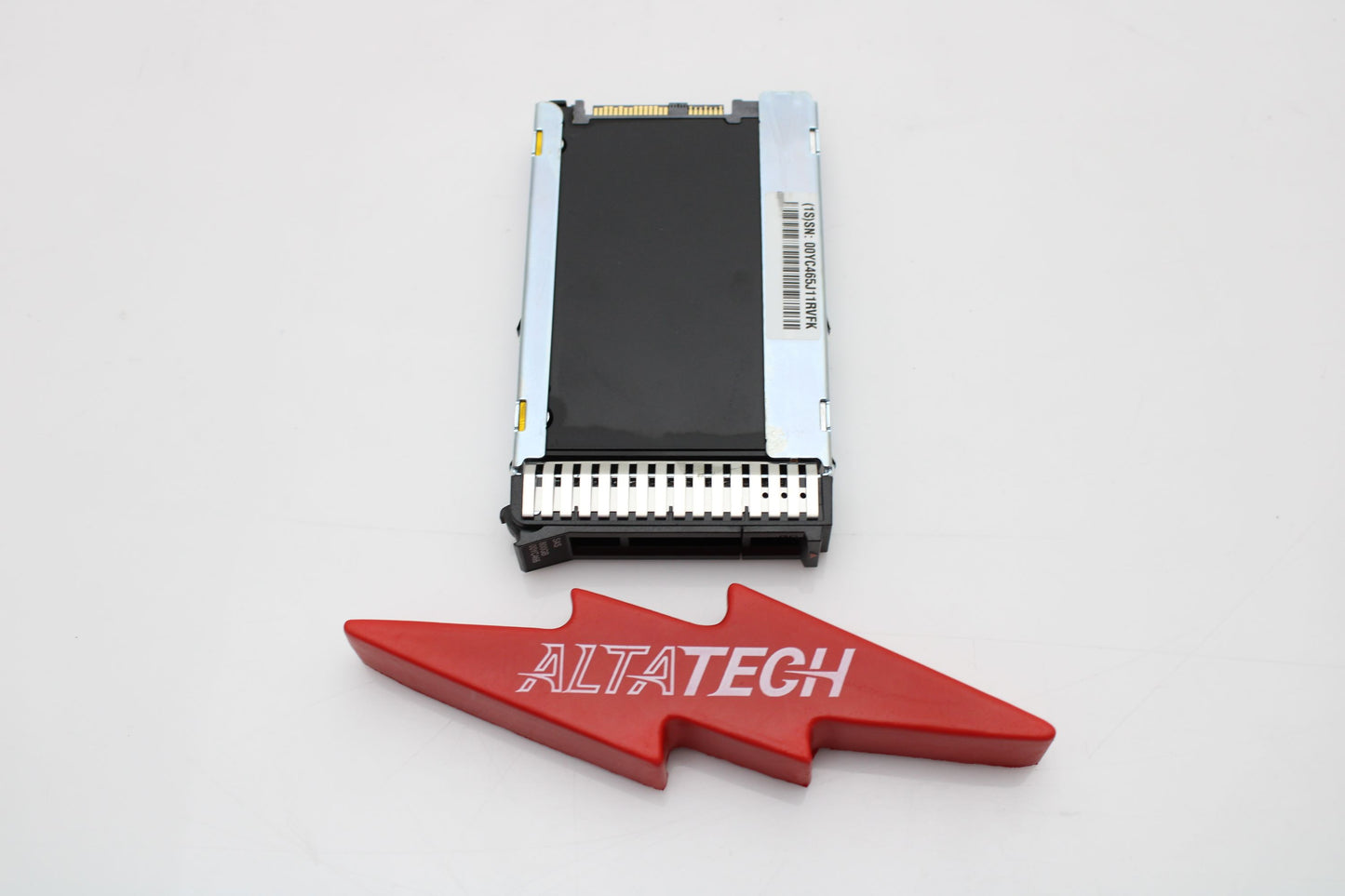 Lenovo 00YC465 800GB 12G 2.5" SSD G3HS, Used