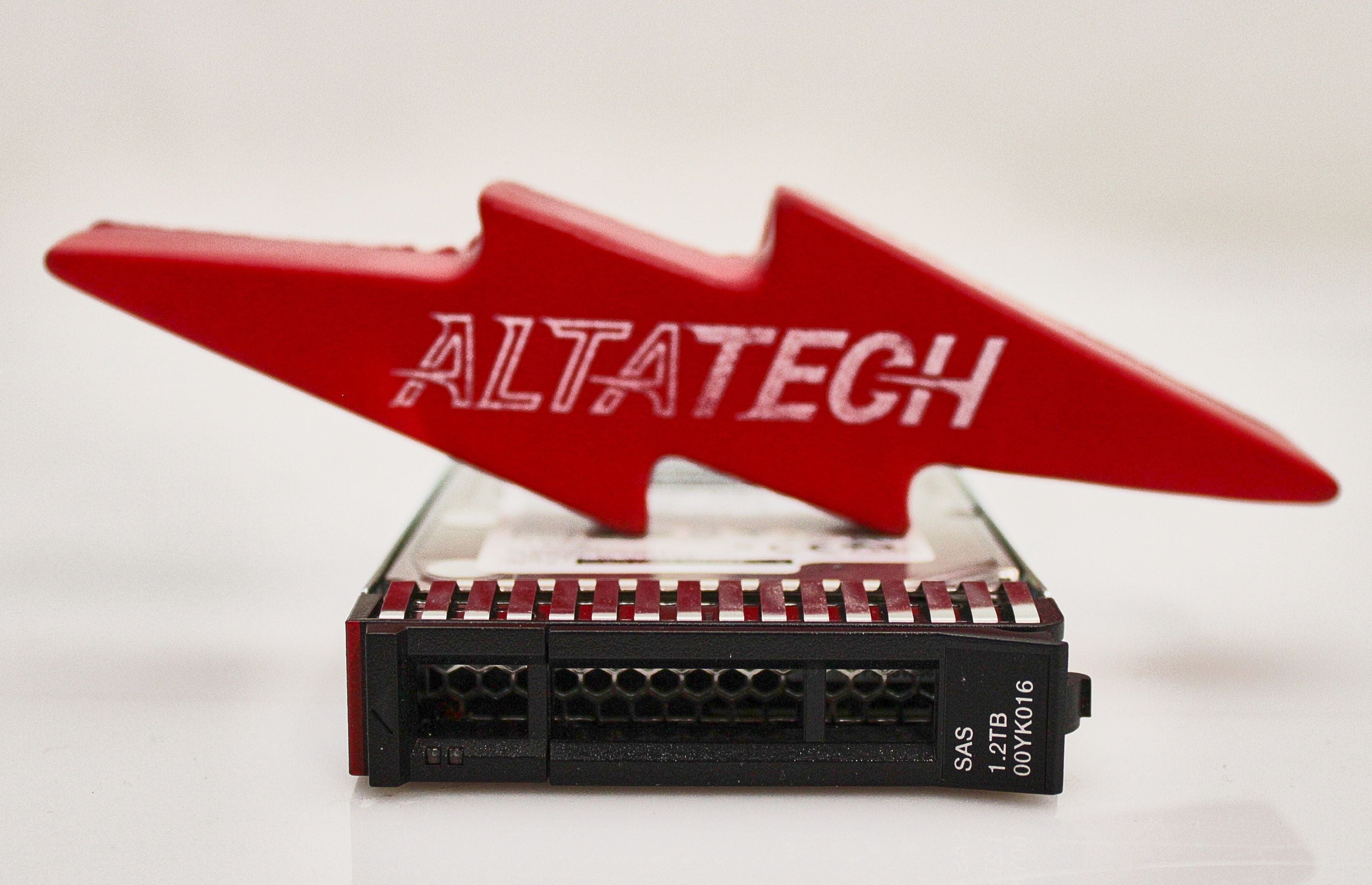 LENOVO 00YK016 1.2TB 10K SAS 12G 2.5