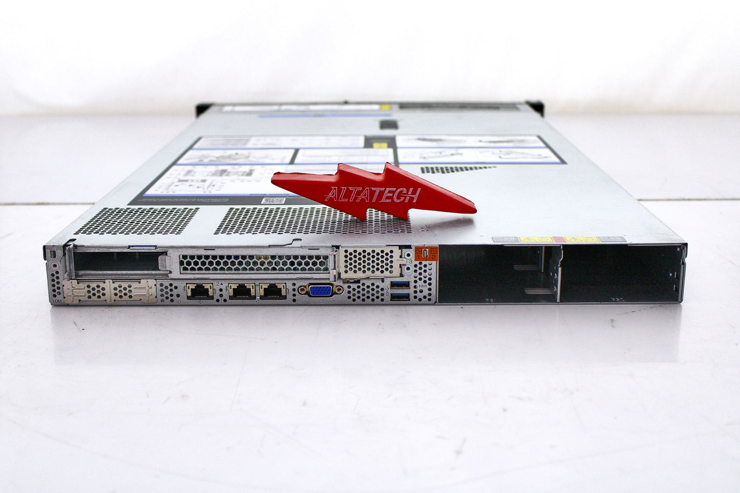 Lenovo 7X08CTO1WW_NEW ThinkSystem SR530 CTO Server, New Sealed